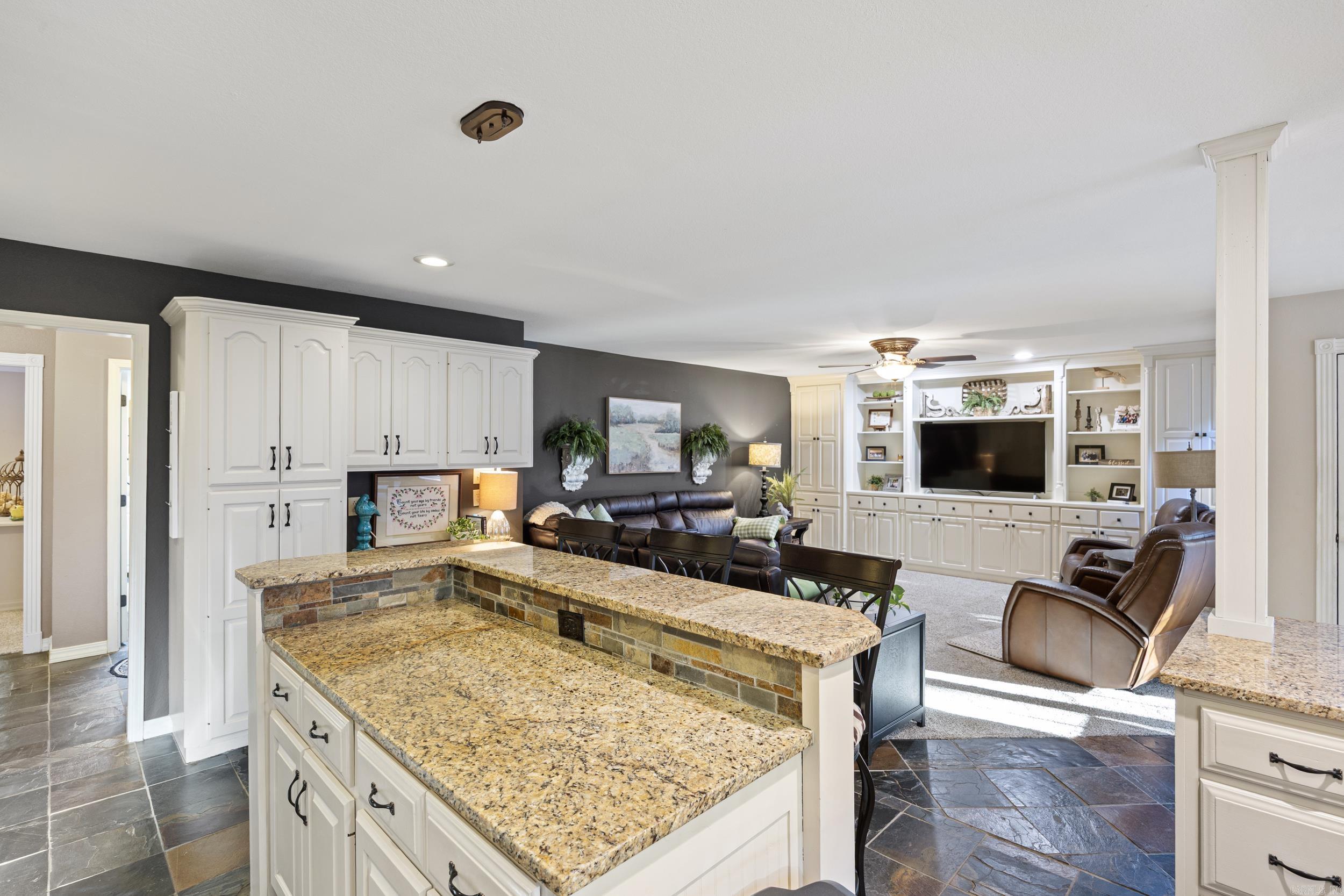 211 Park  Russellville, AR