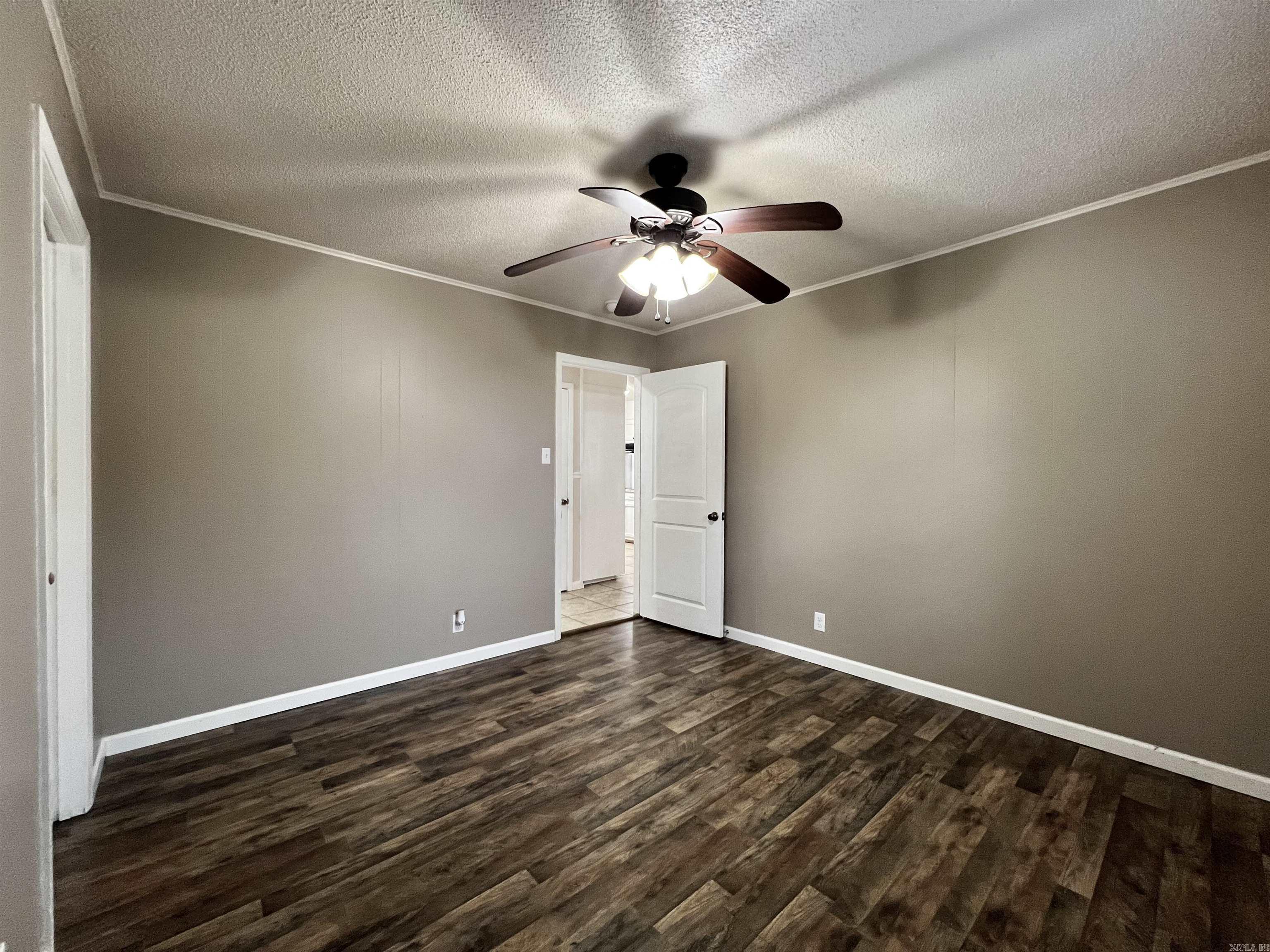 895 Marion Anderson  Hot Springs, AR