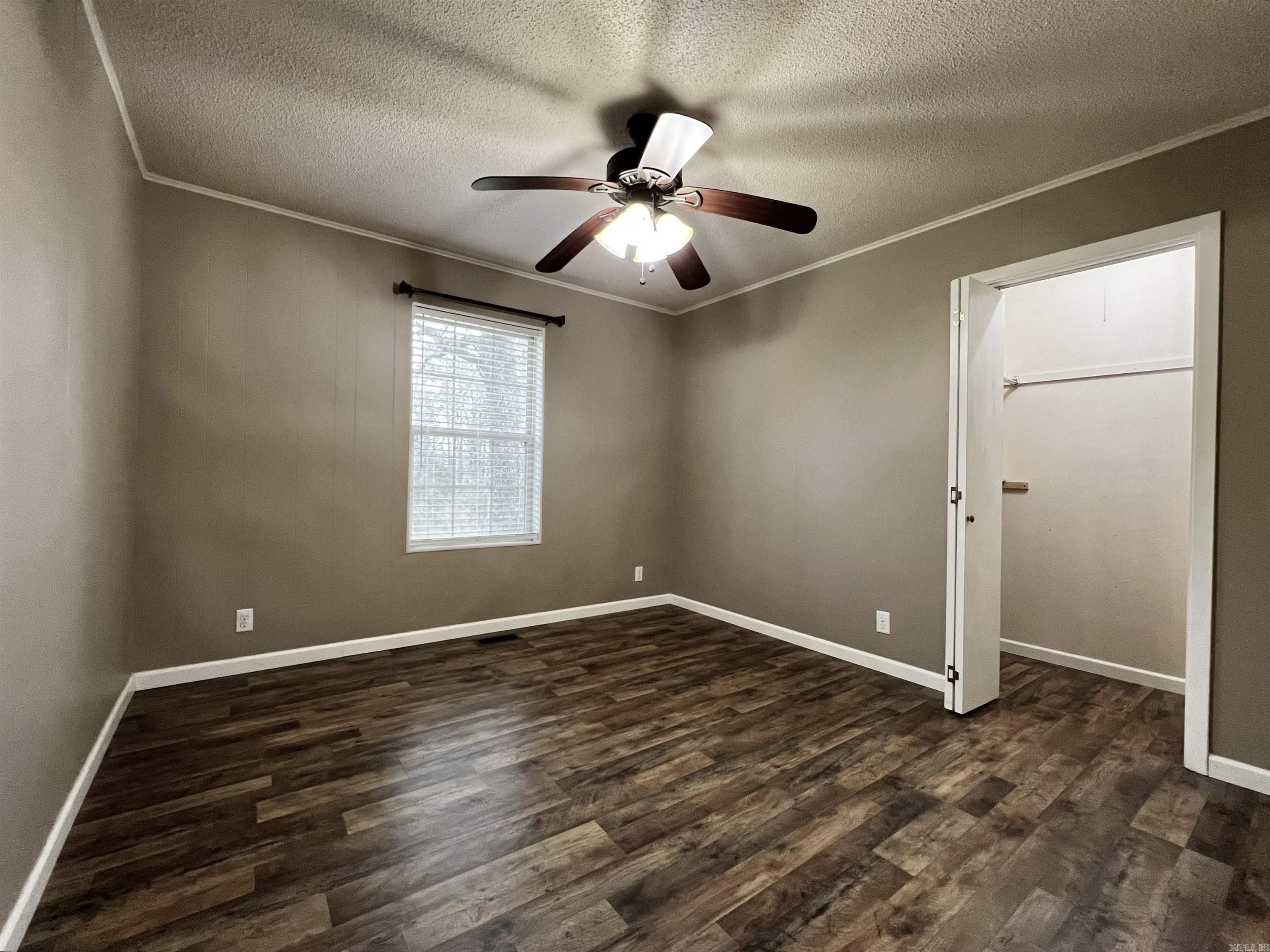 895 Marion Anderson  Hot Springs, AR