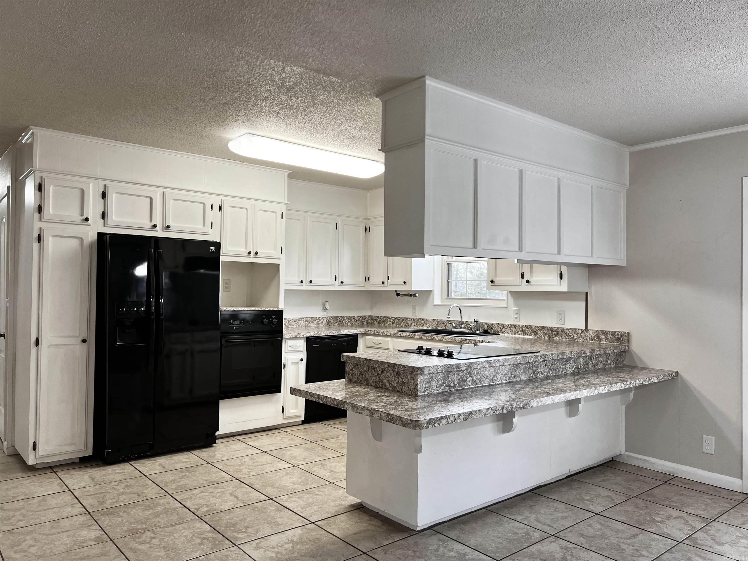 895 Marion Anderson  Hot Springs, AR