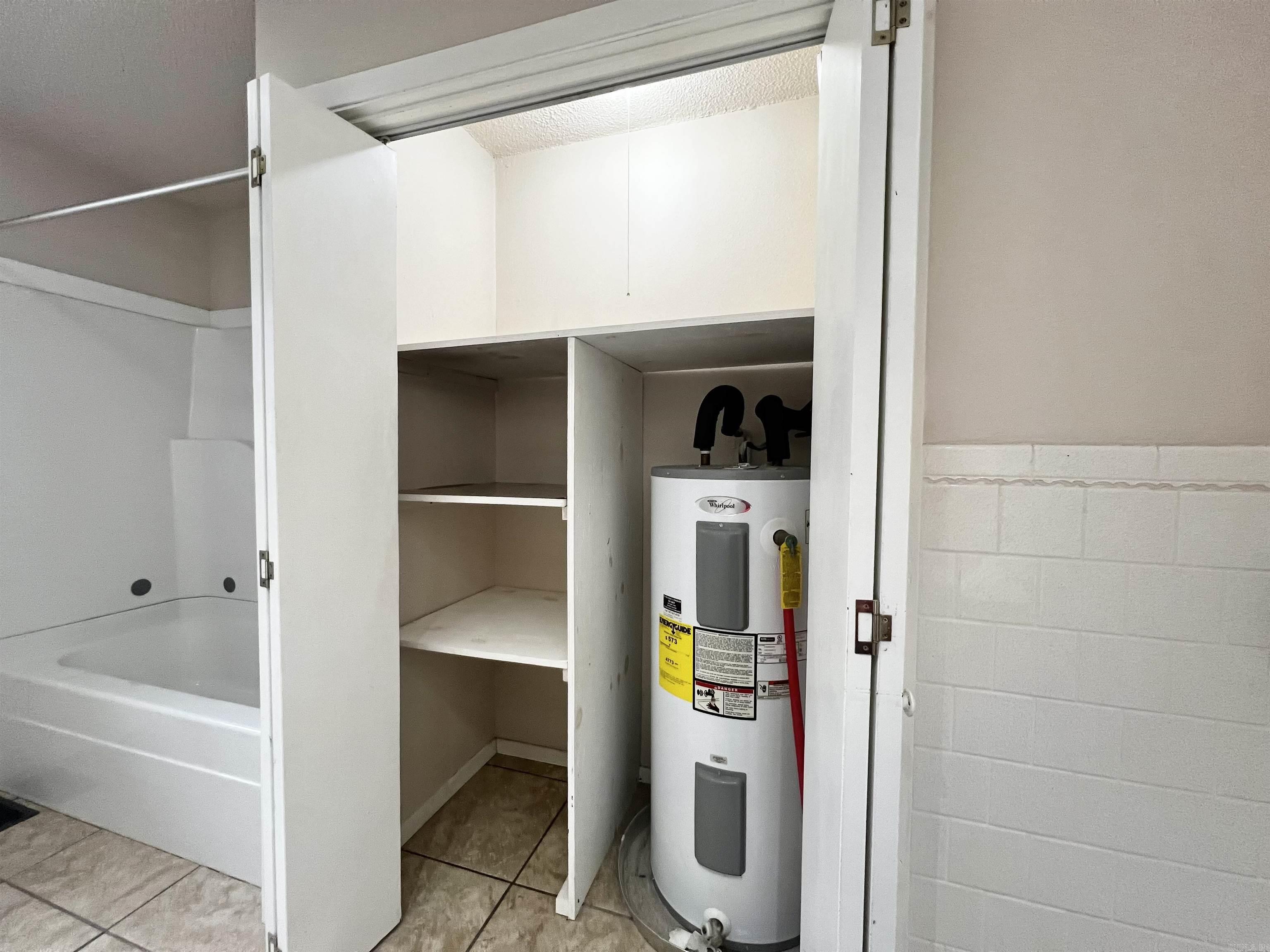 895 Marion Anderson  Hot Springs, AR