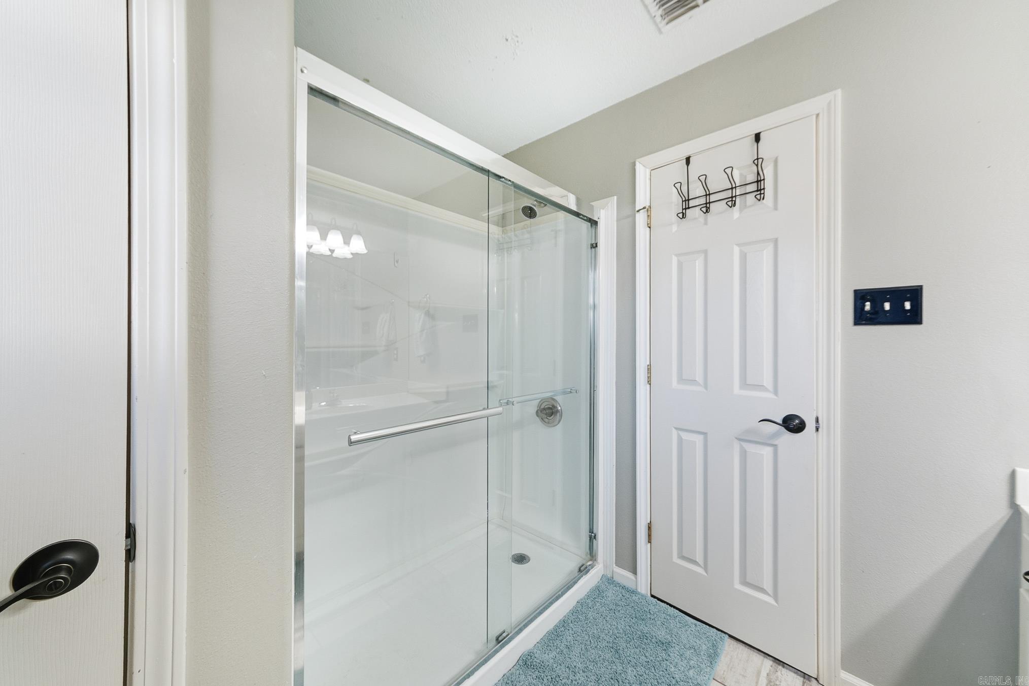 25 Windwood Cv Cove Ward, AR 72176