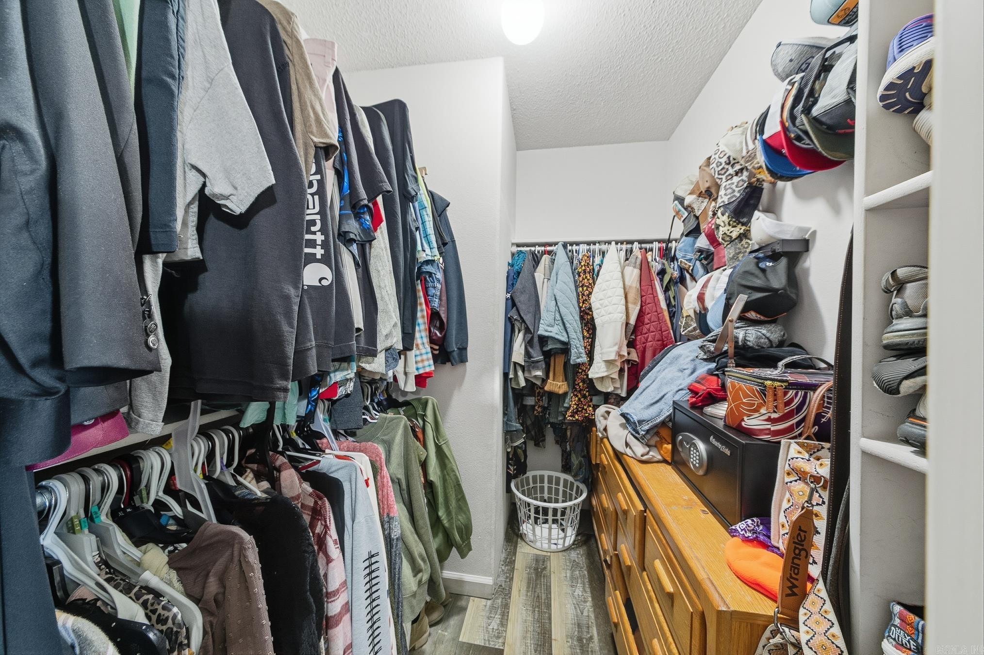 25 Windwood Cv Cove Ward, AR 72176