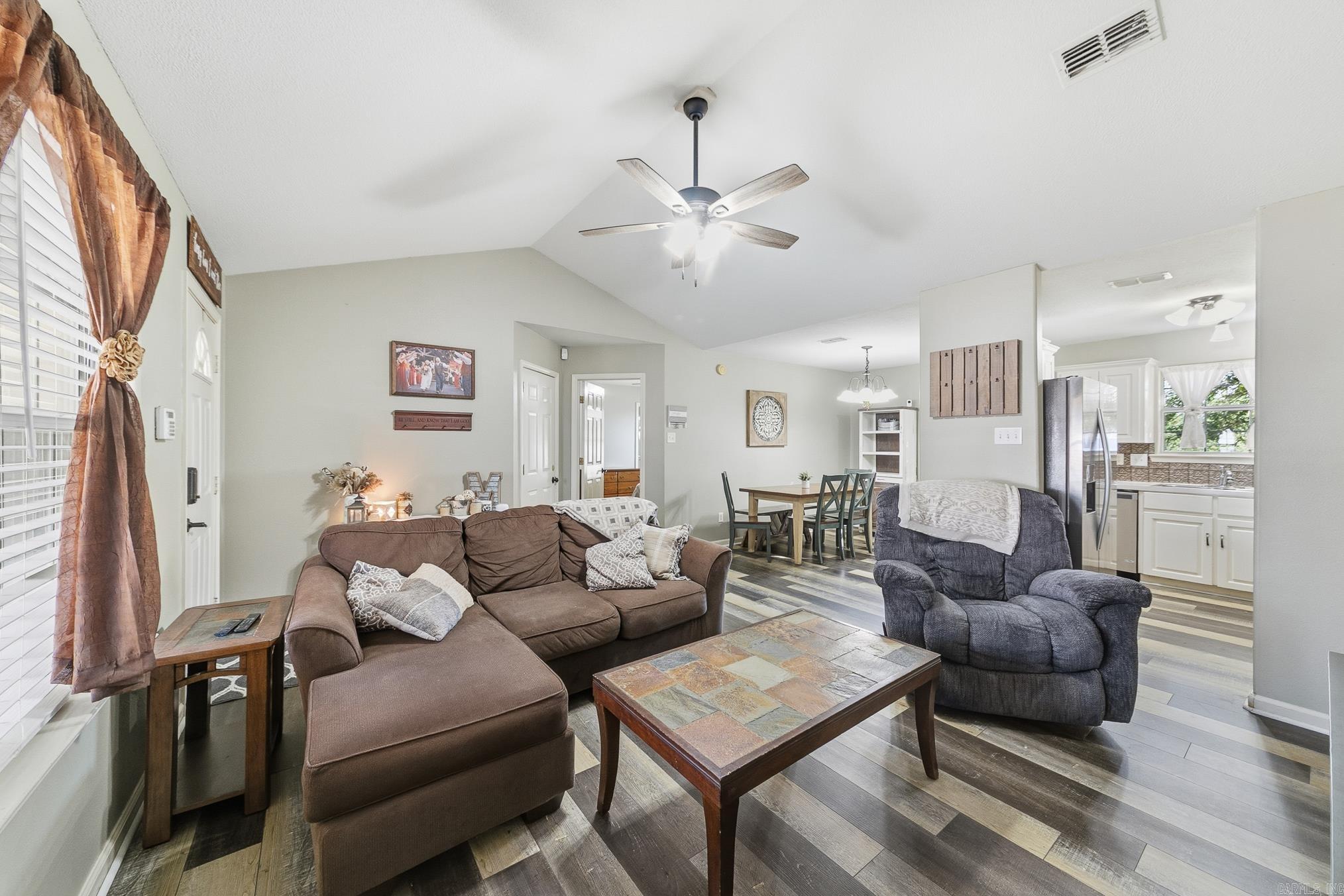 25 Windwood Cv Cove Ward, AR 72176