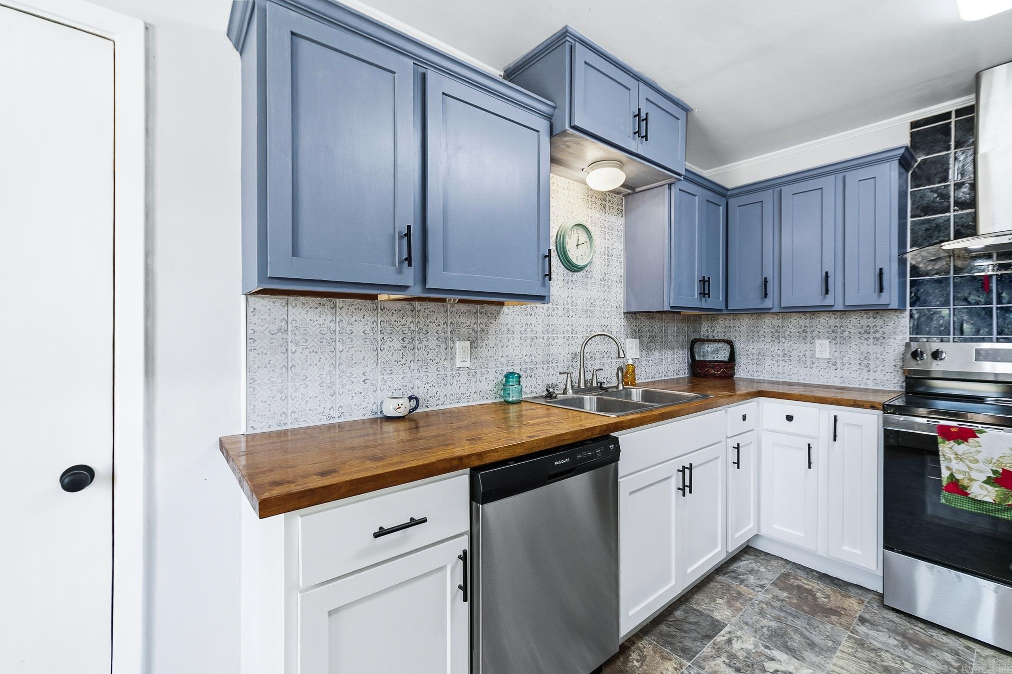 284 Sunnyvale  Lonoke, AR