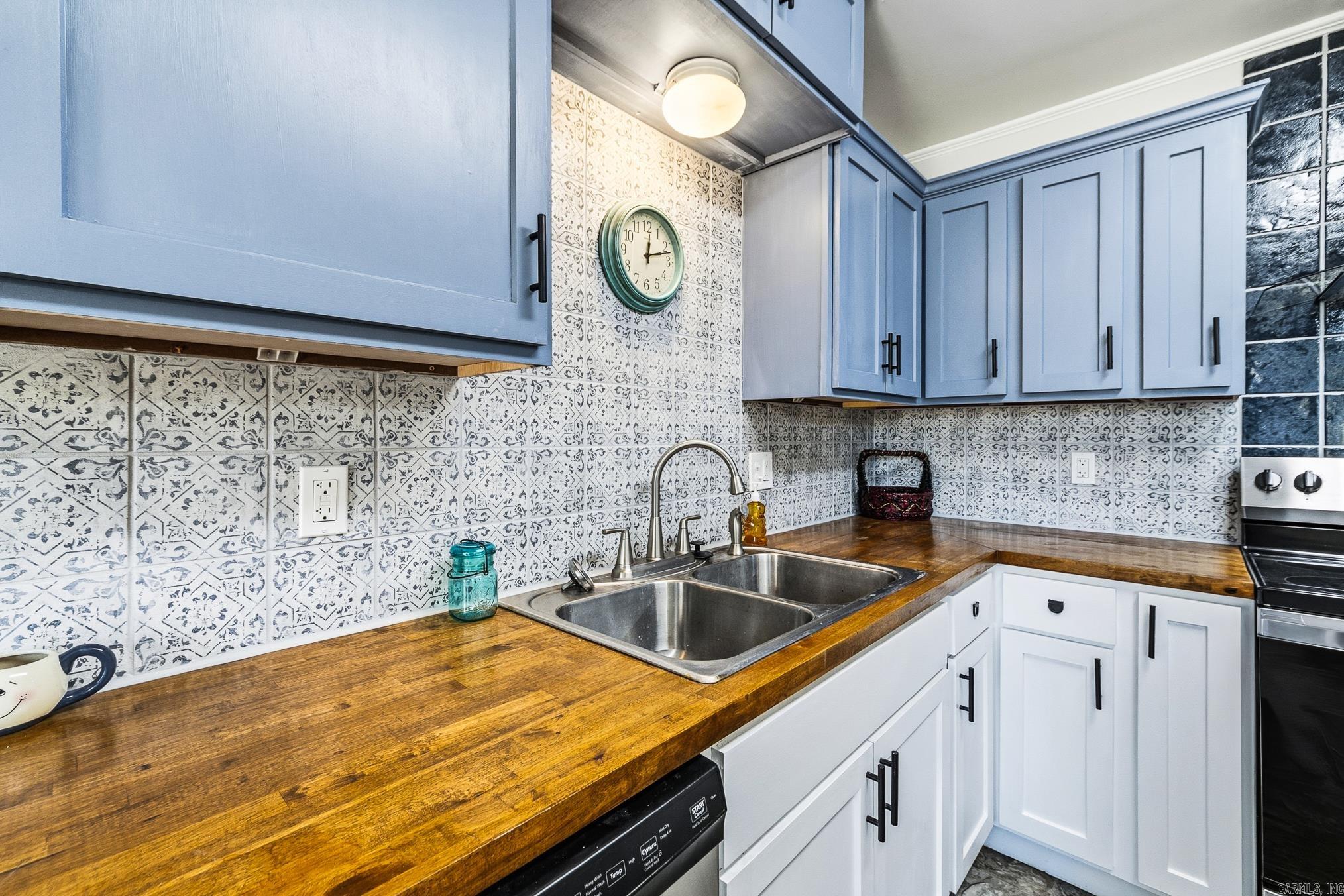 284 Sunnyvale  Lonoke, AR