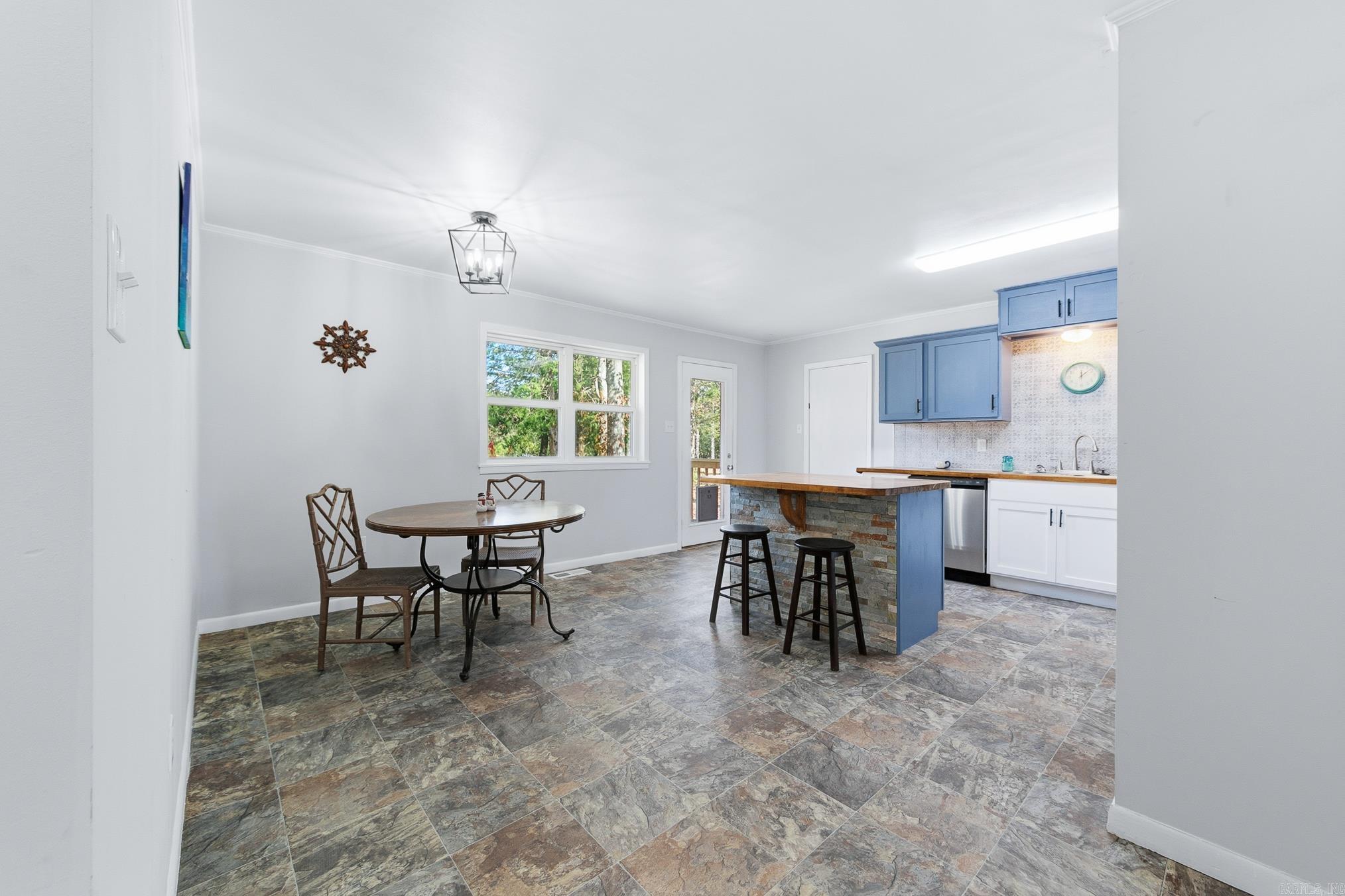 284 Sunnyvale  Lonoke, AR