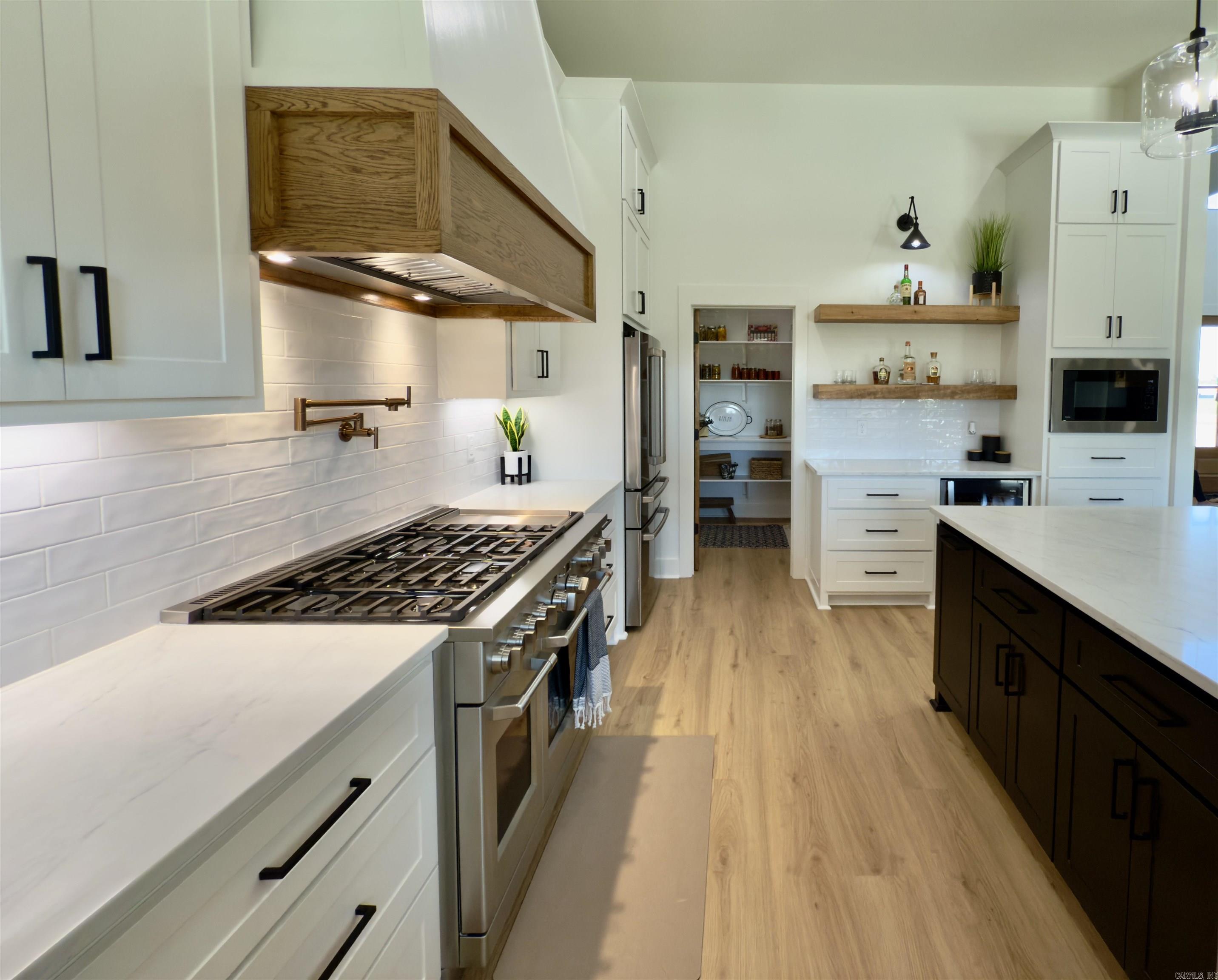 25 Green Meadows  Vilonia, AR