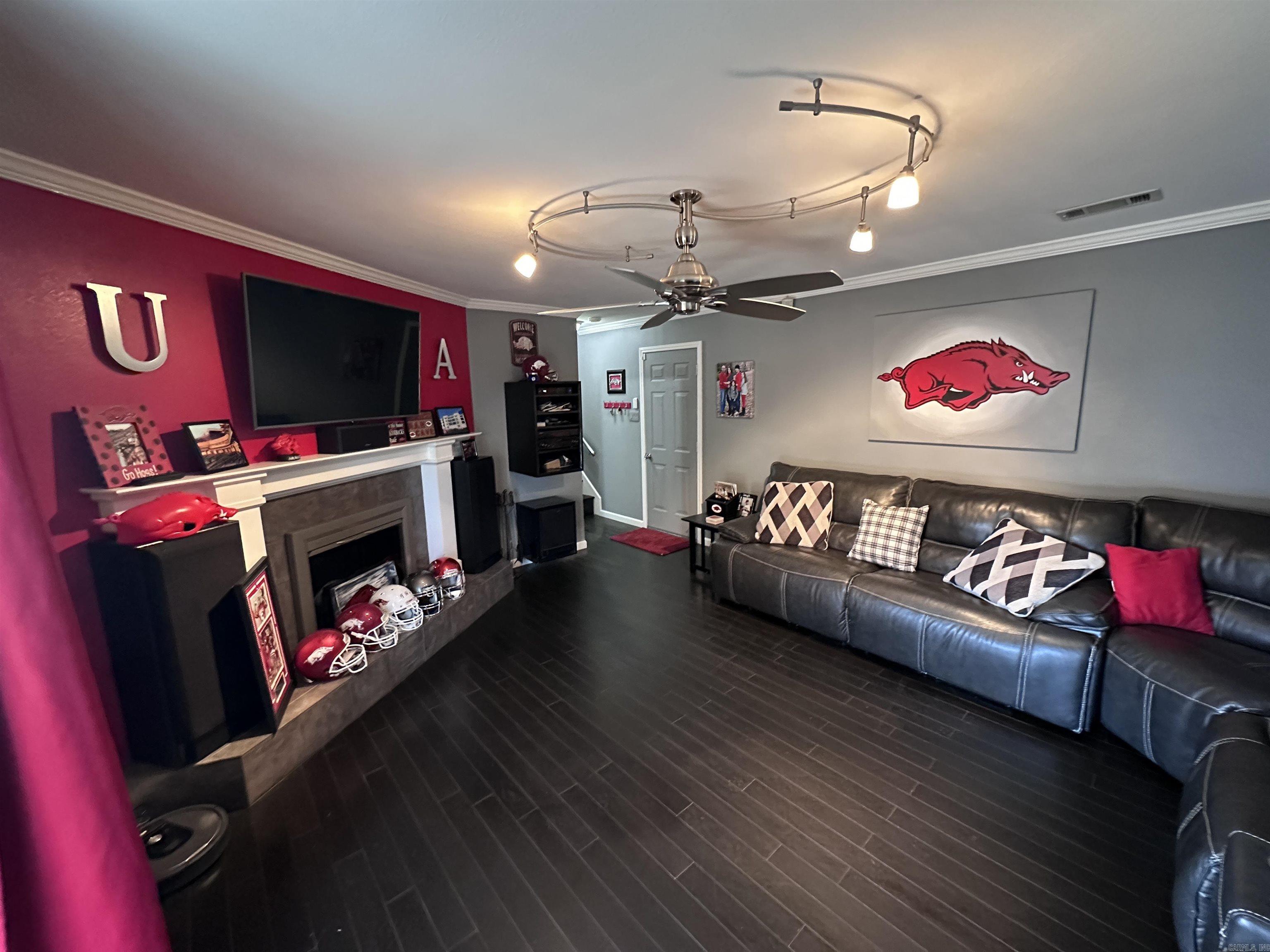 7 Amber  Little Rock, AR