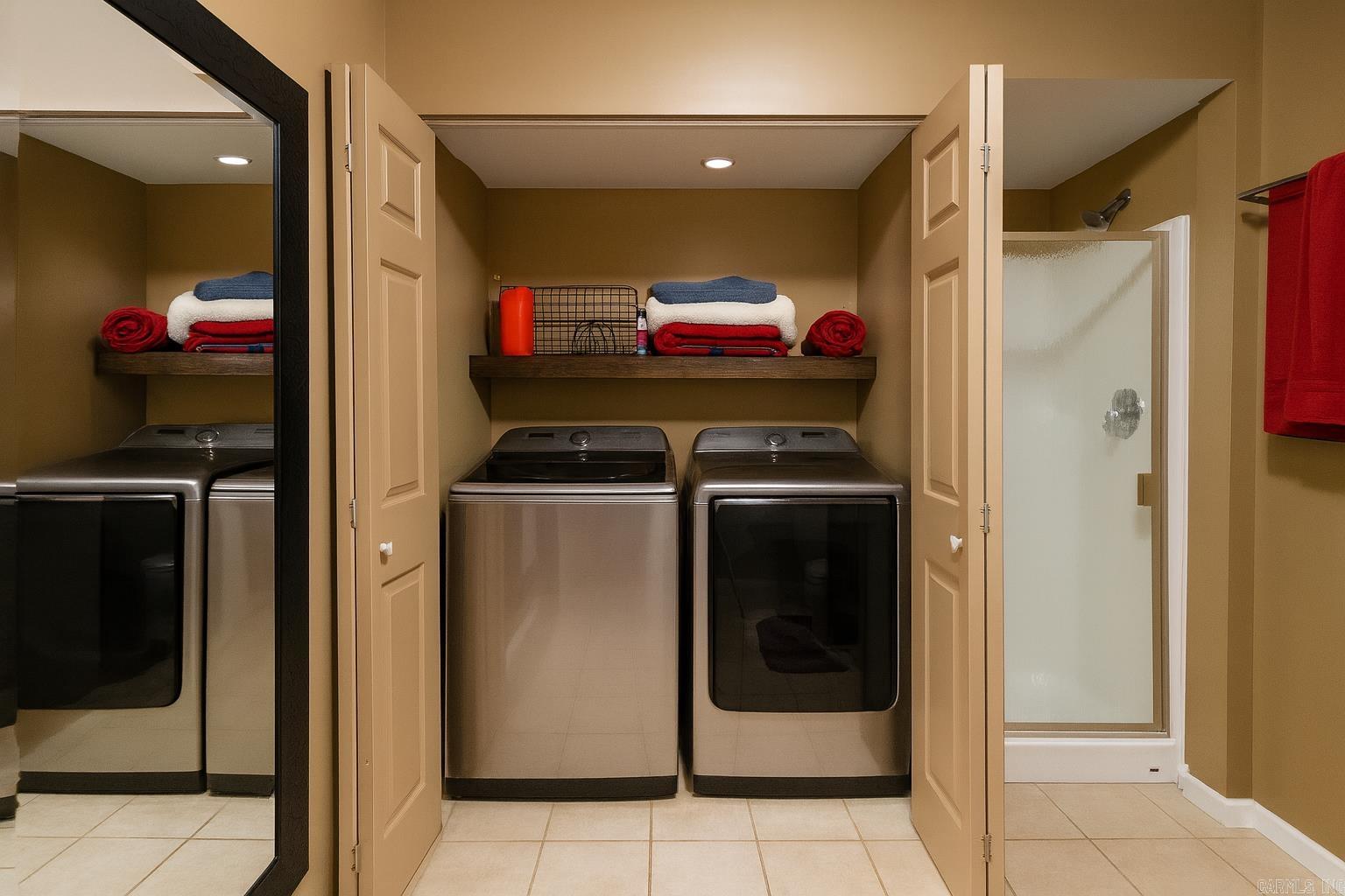 7 Amber  Little Rock, AR