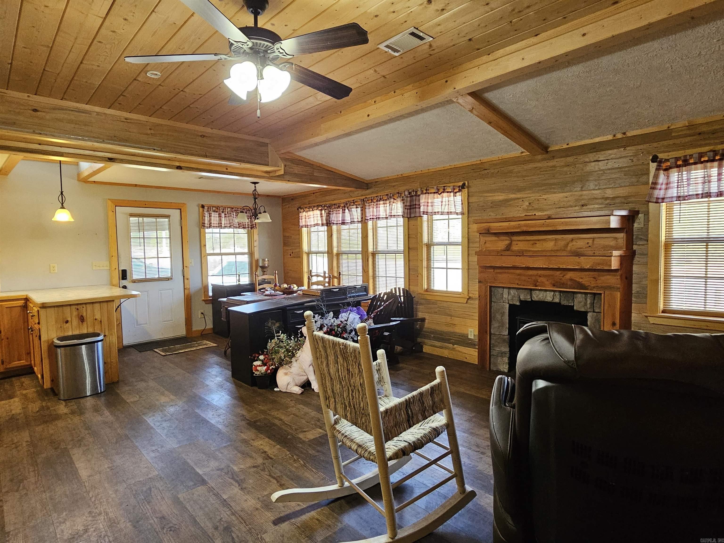 133 Gulf Mountain  Scotland, AR