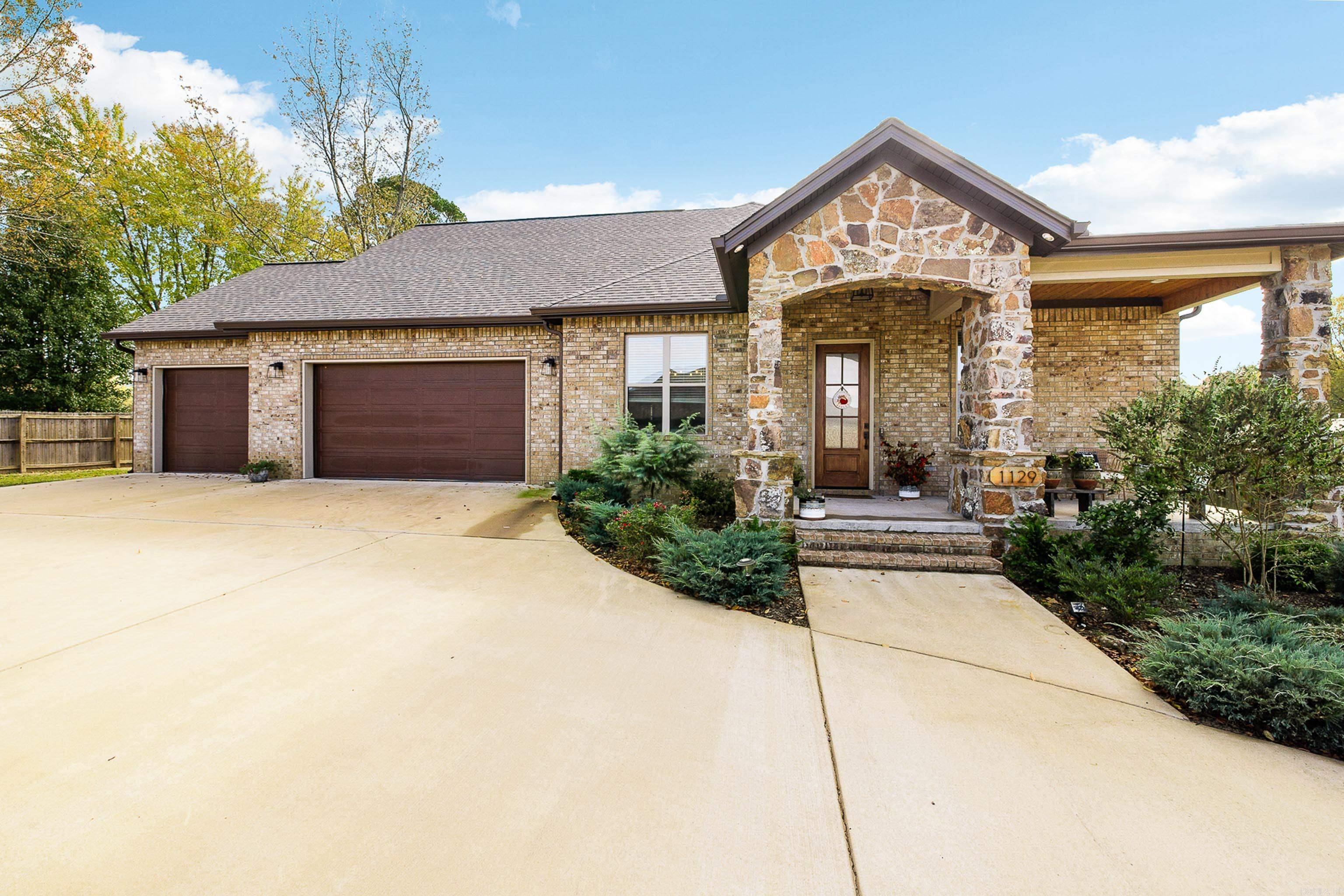 1129 Essex  Benton, AR