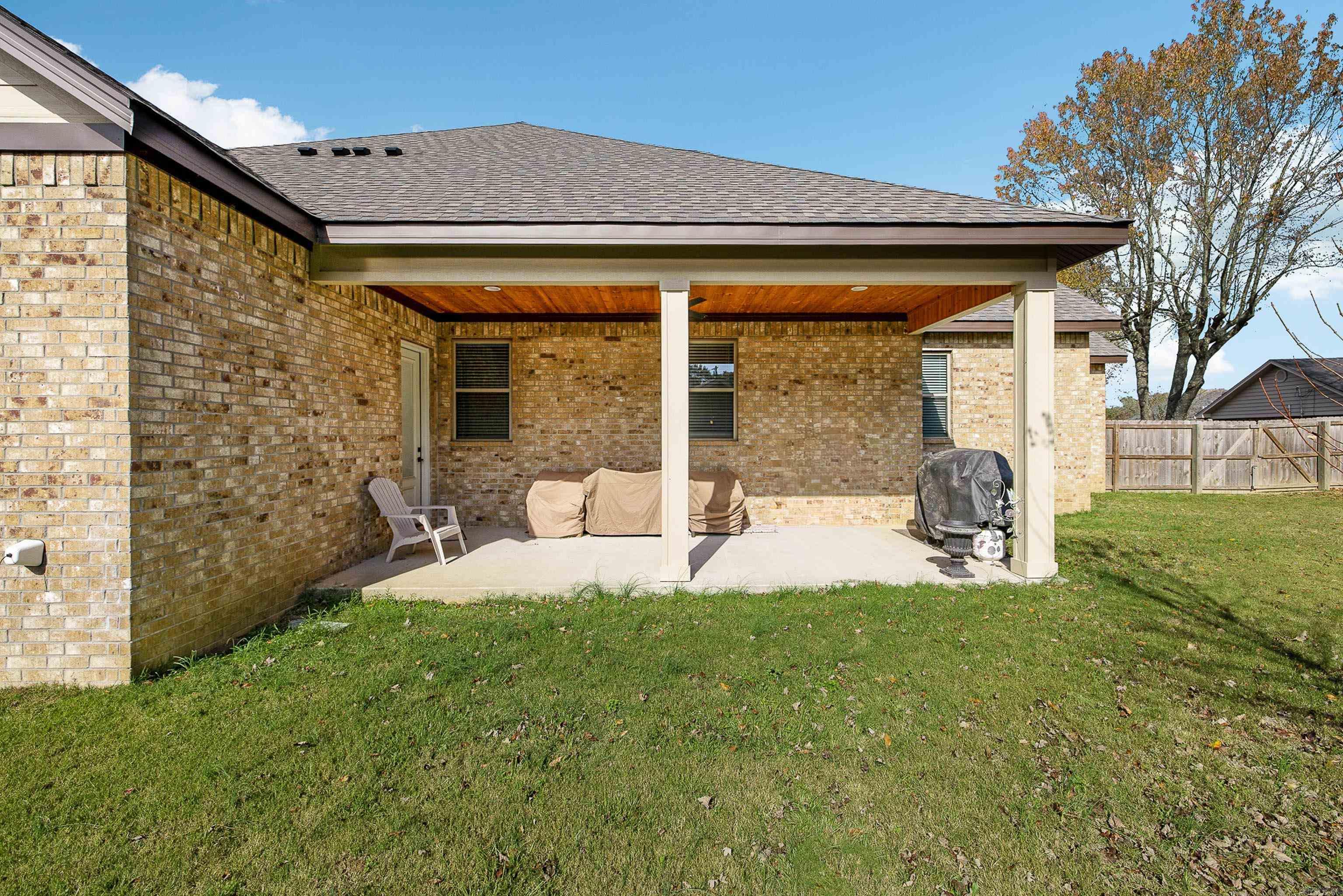 1129 Essex  Benton, AR