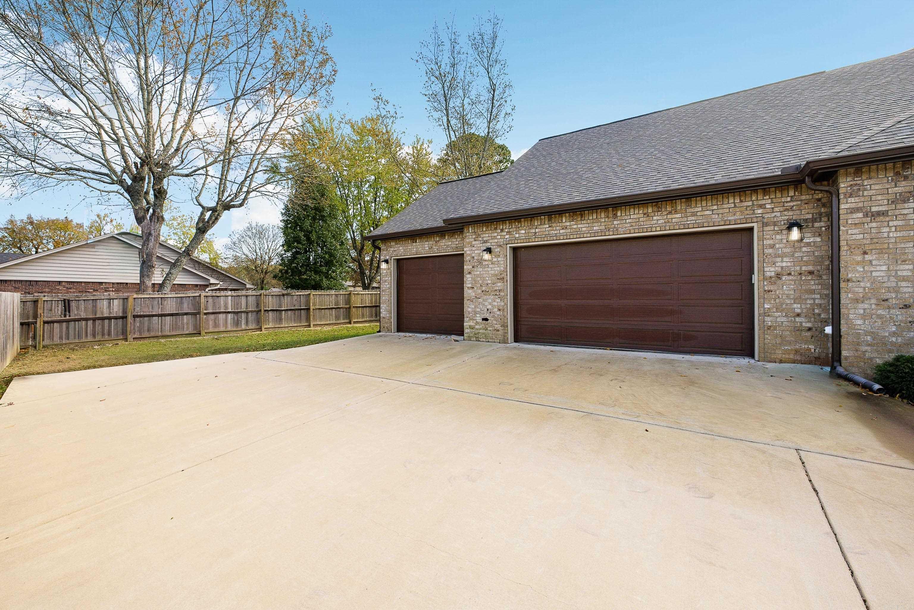 1129 Essex  Benton, AR