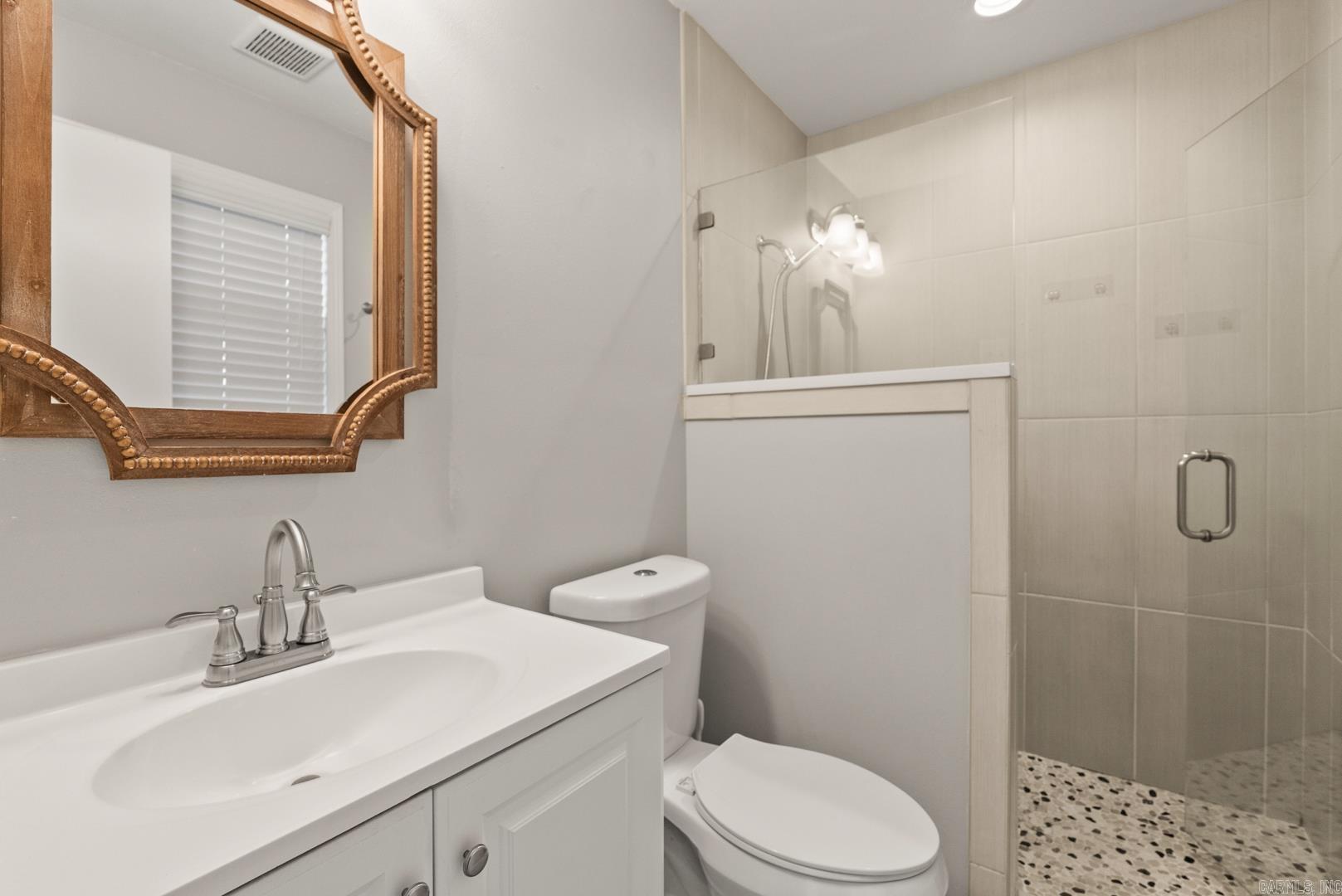 2 Forest Maple  Little Rock, AR