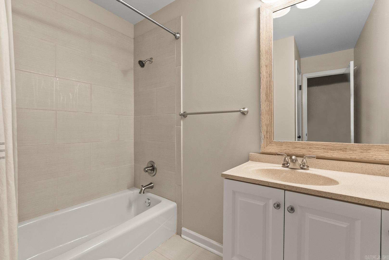 2 Forest Maple  Little Rock, AR