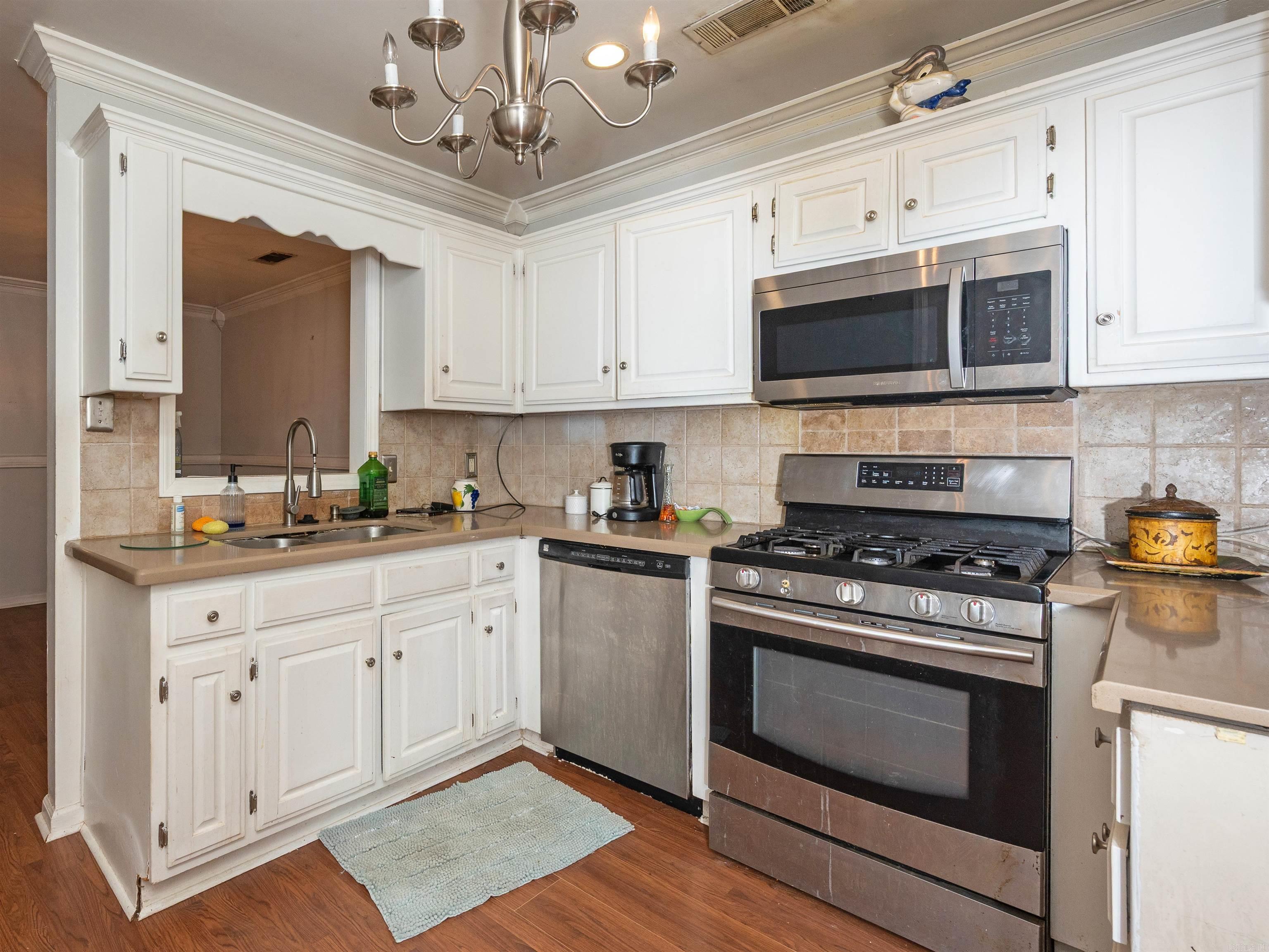 6401 Lakewood  Jacksonville, AR