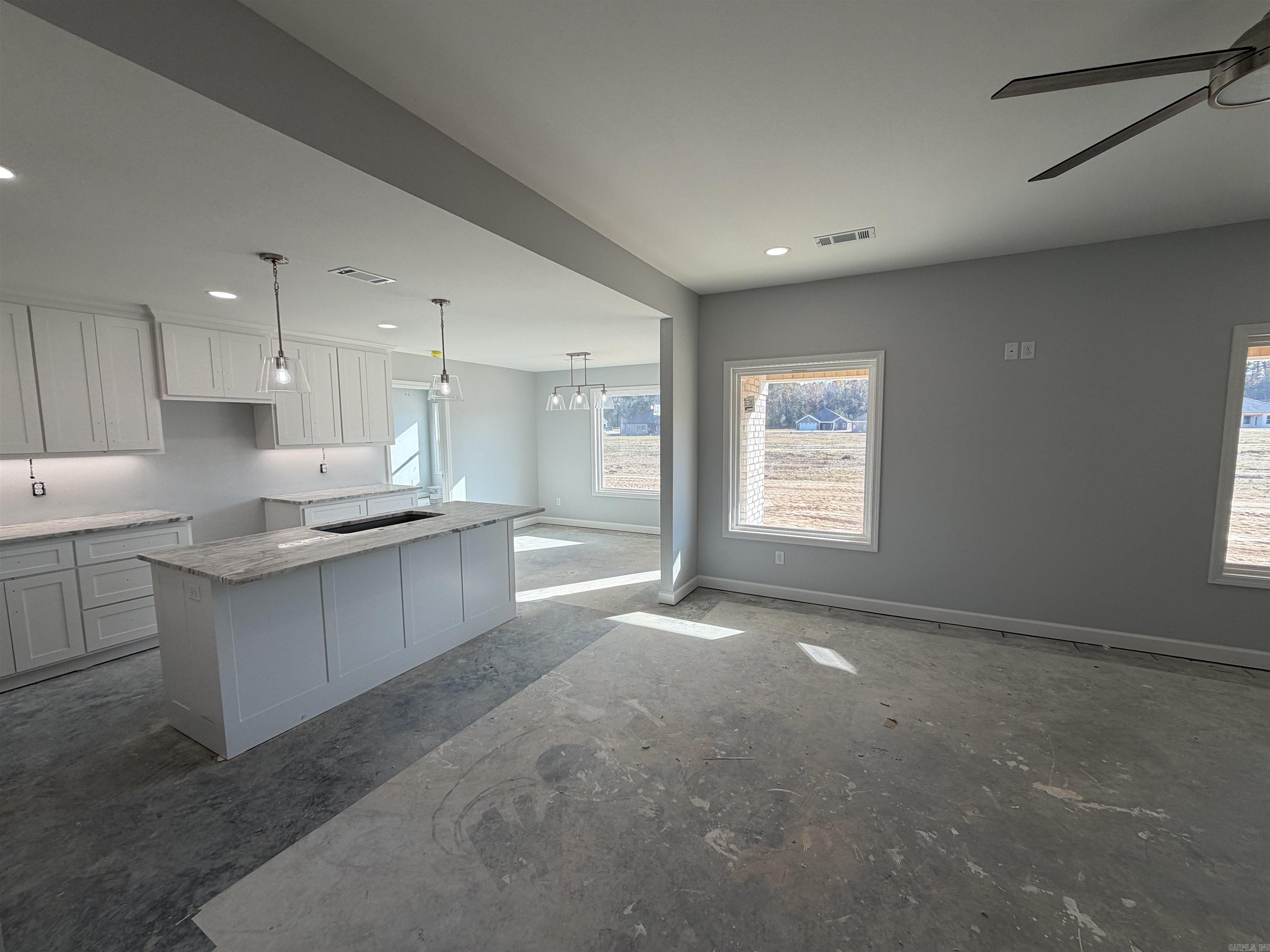 1041 Duke  Bauxite, AR