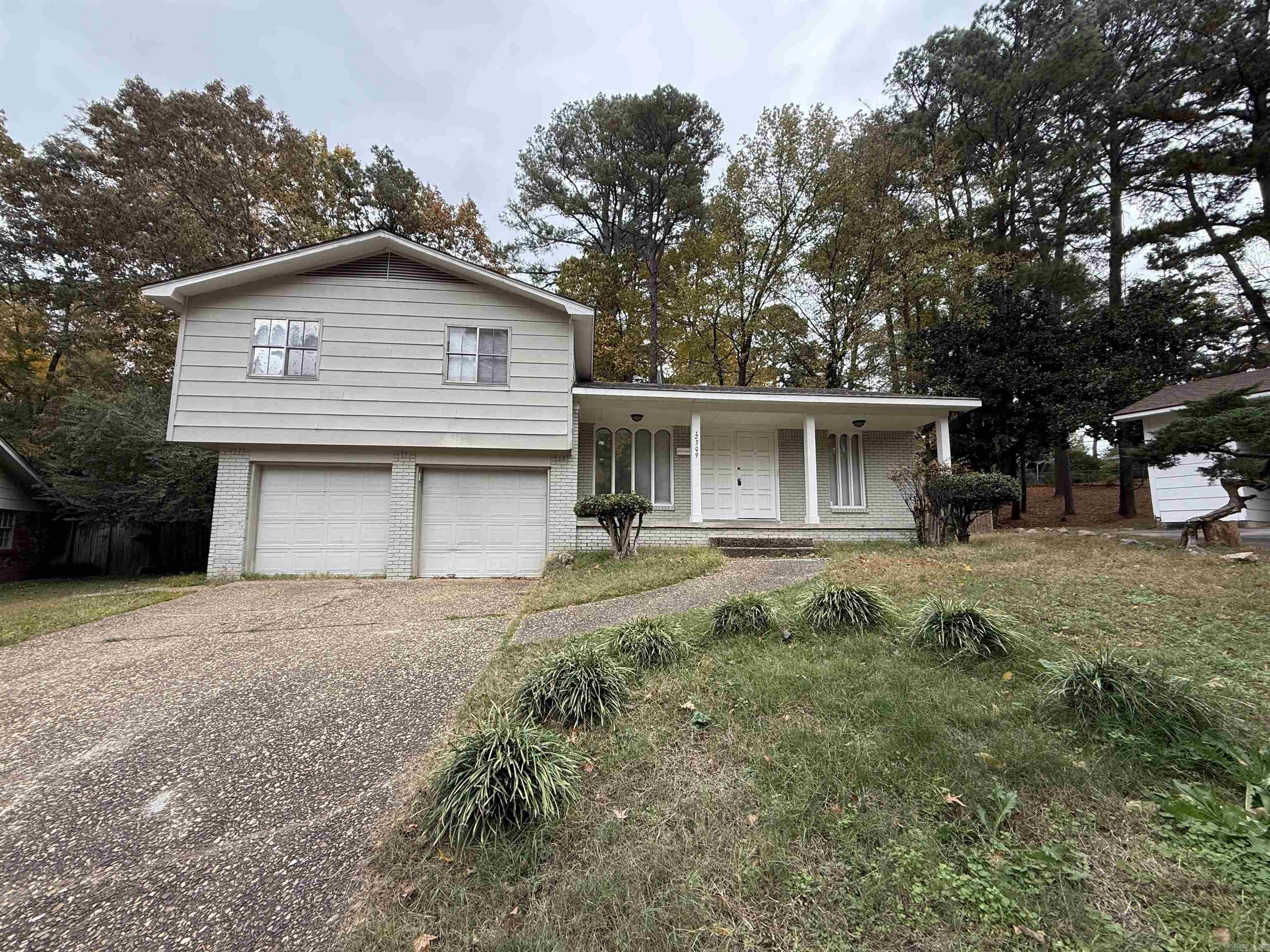 2309 ridge park  Little Rock, AR