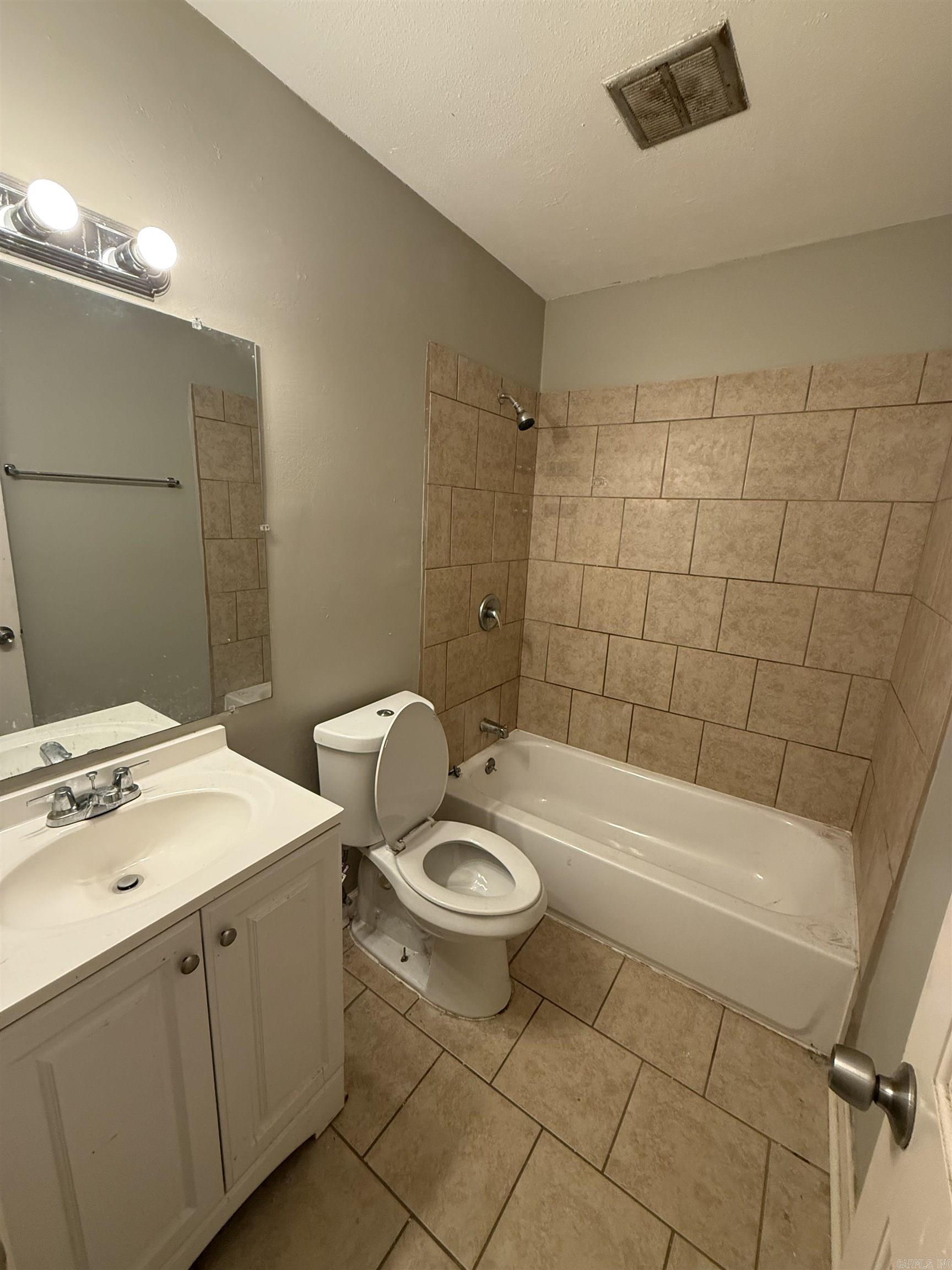 2309 ridge park  Little Rock, AR