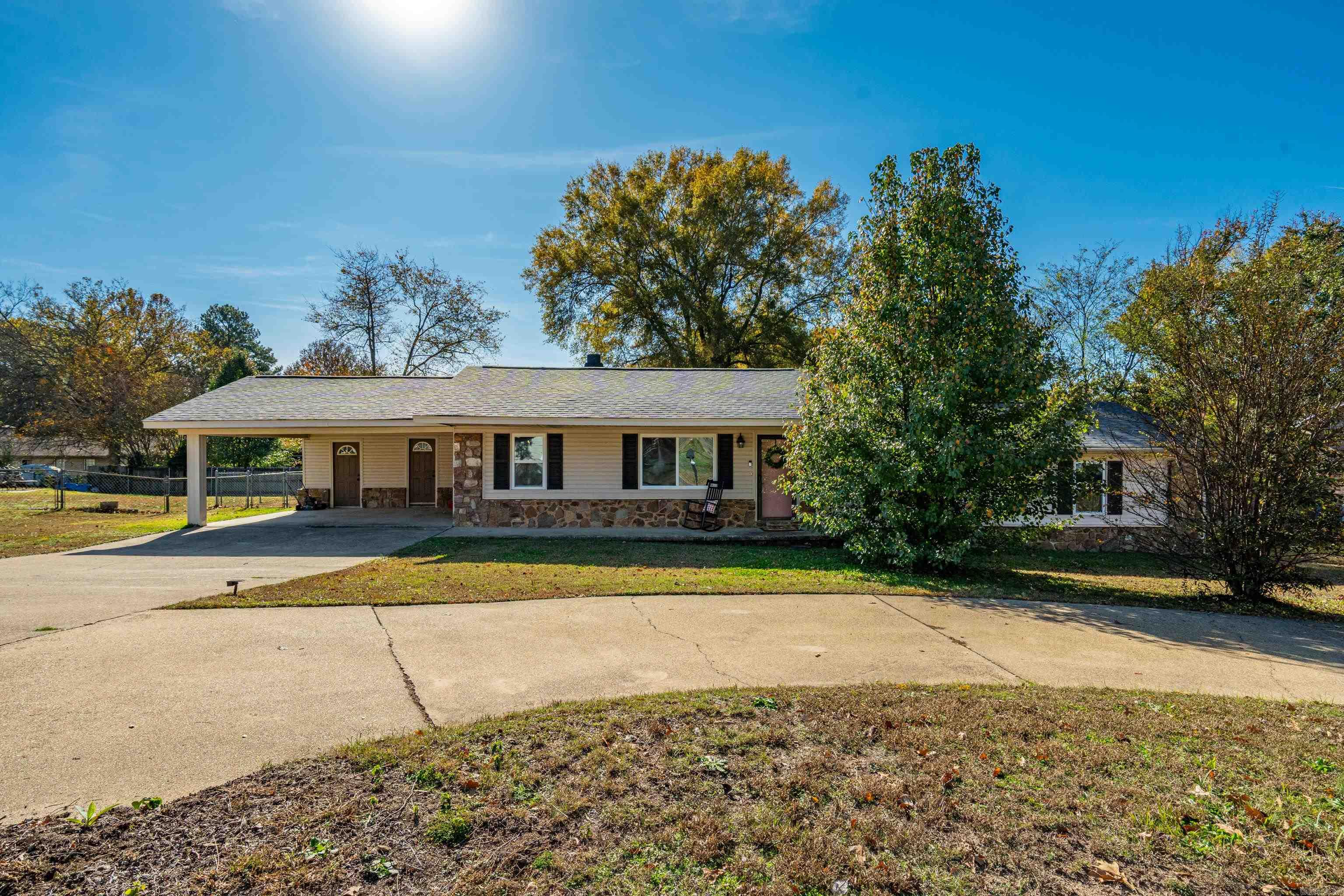 103 Longleaf Ct  Hot Springs, AR