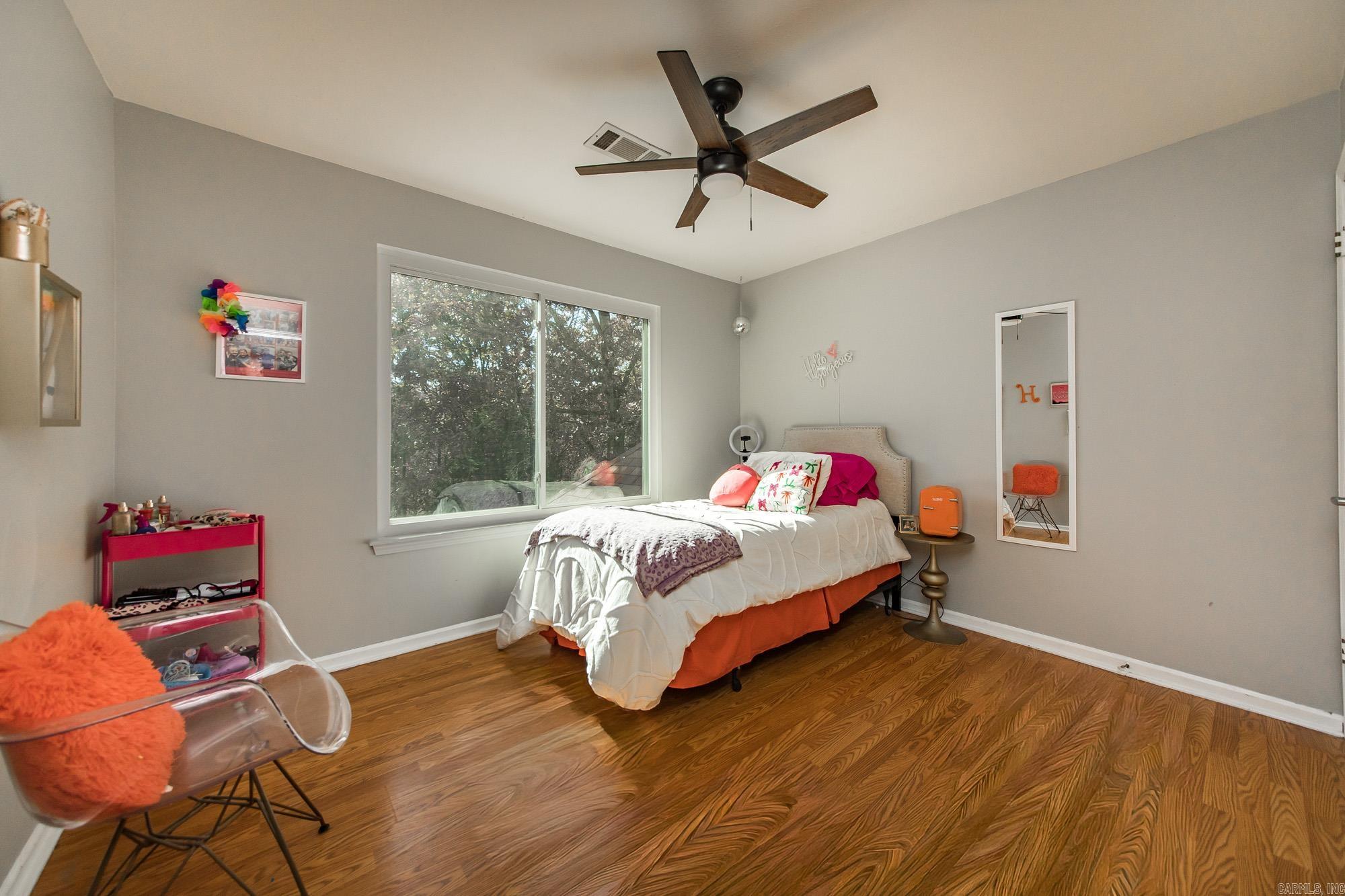 917 Lewisburg  Austin, AR