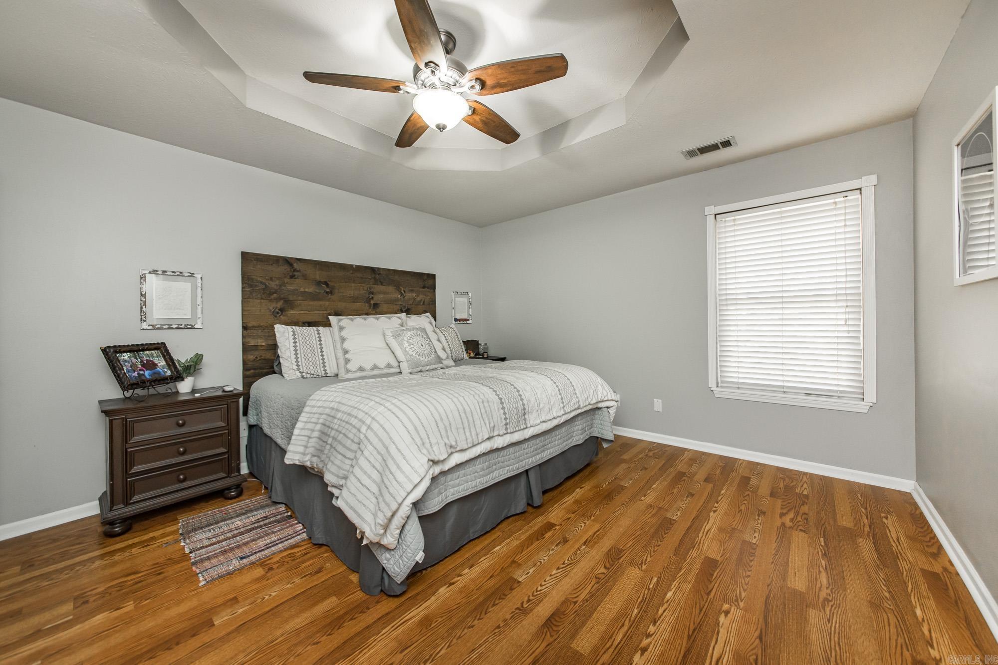 917 Lewisburg  Austin, AR