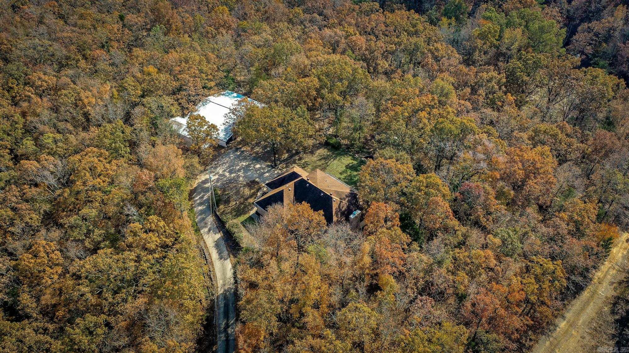 917 Lewisburg  Austin, AR