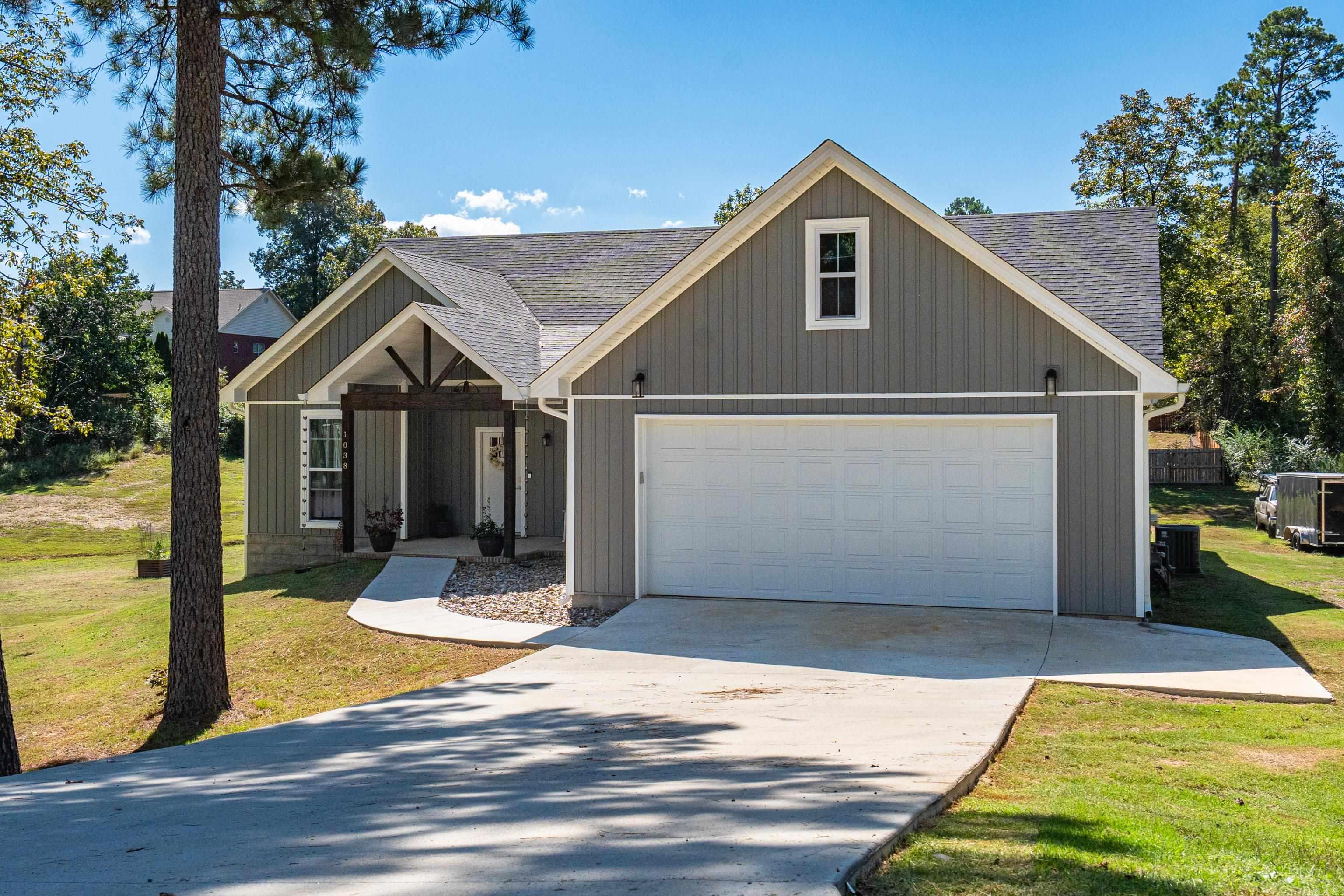 1038 Marion Anderson  Hot Springs, AR