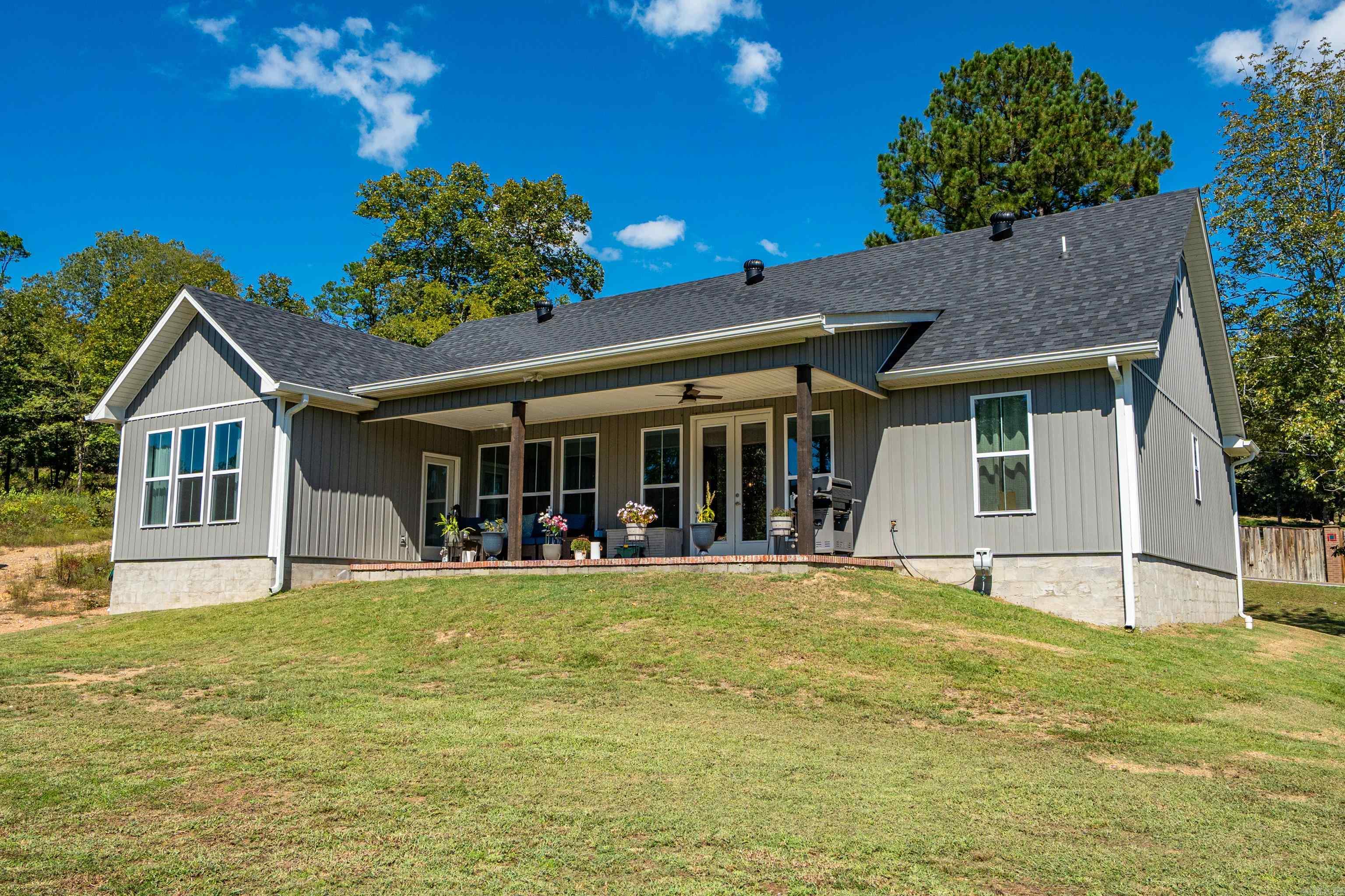 1038 Marion Anderson  Hot Springs, AR