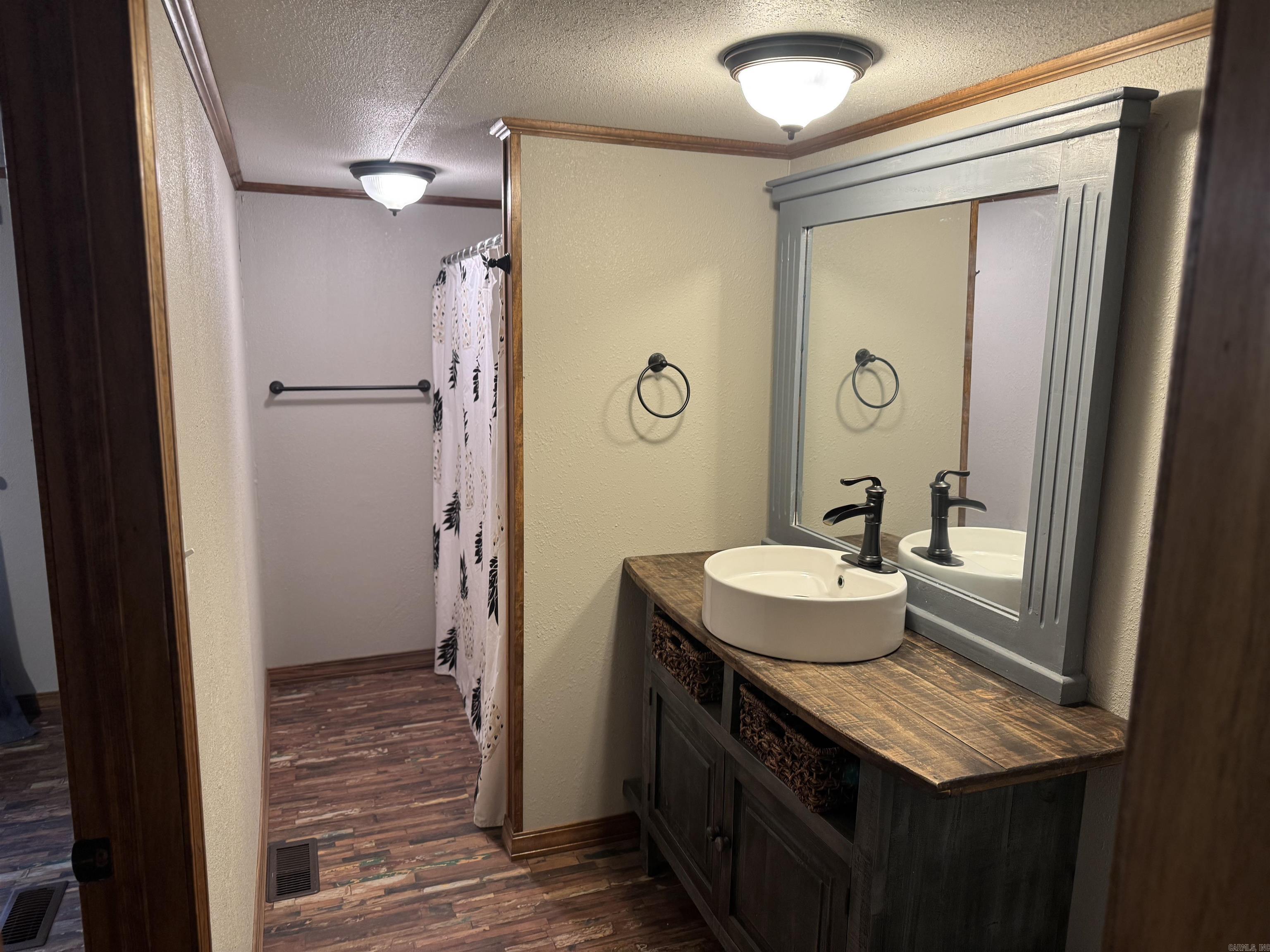 140 Howard Rd.  Higden, AR