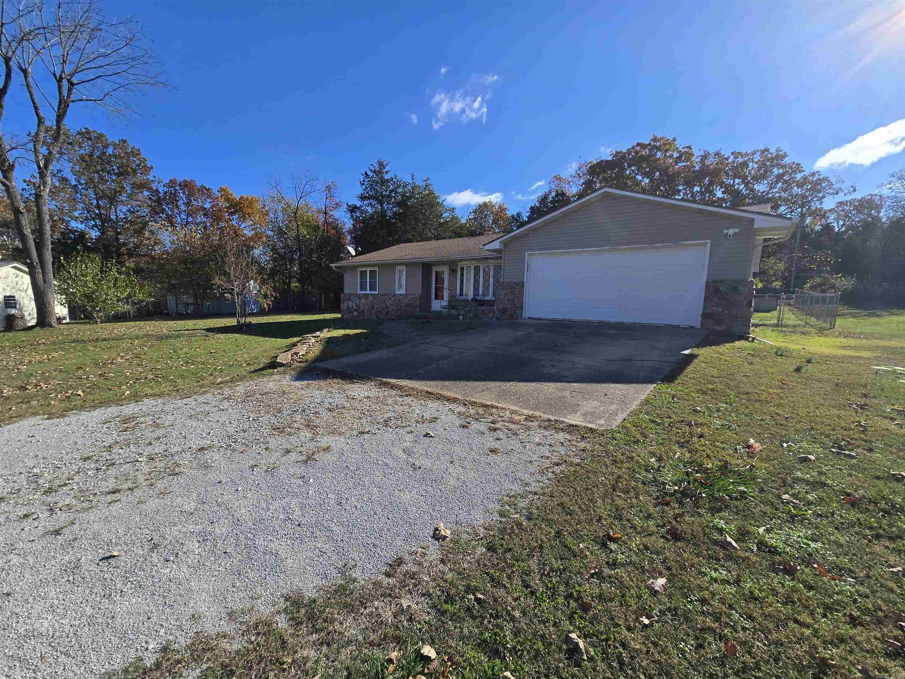 81 French Horn  Mountain Home, AR