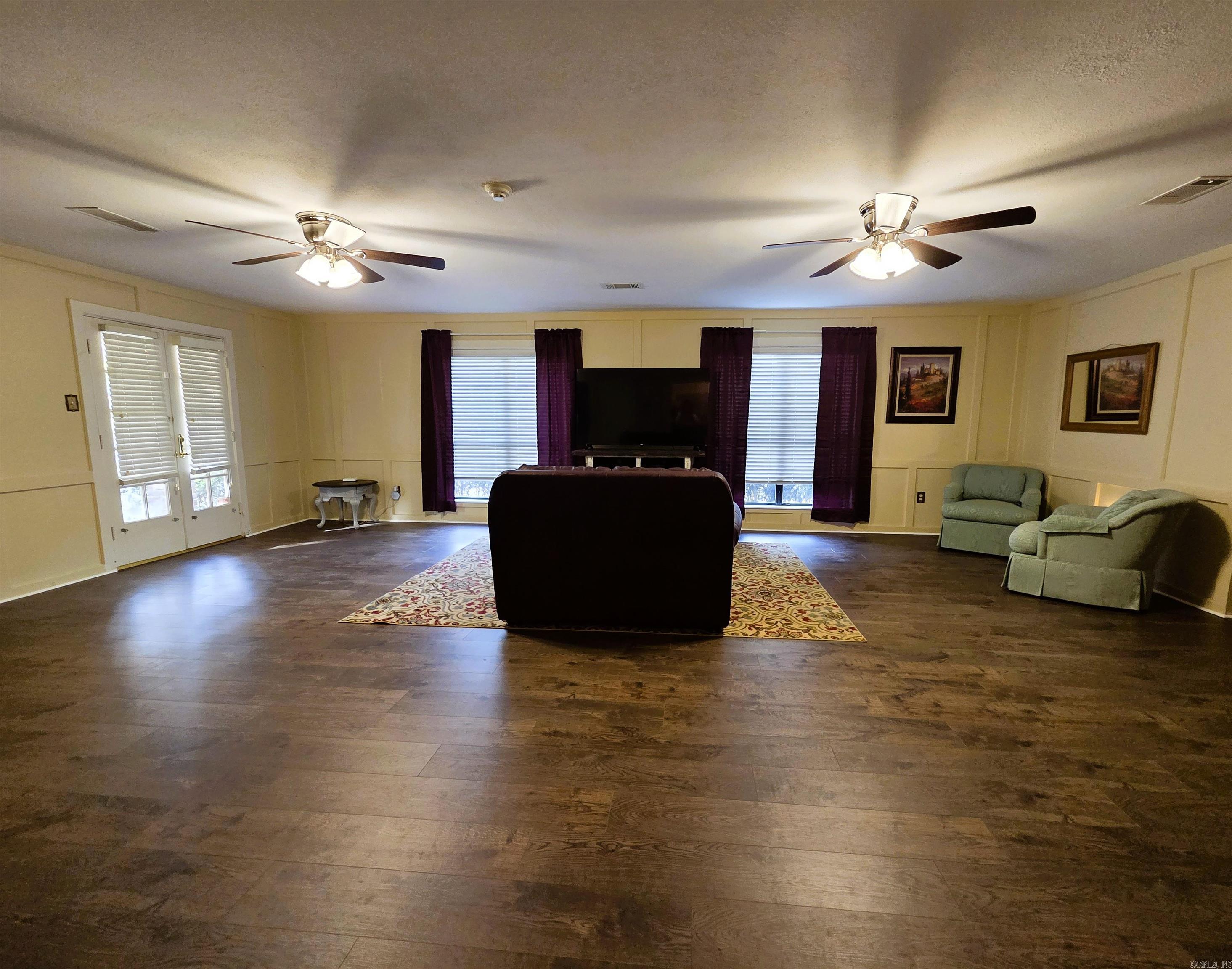 12 Elmwood Circle  Pine Bluff, AR