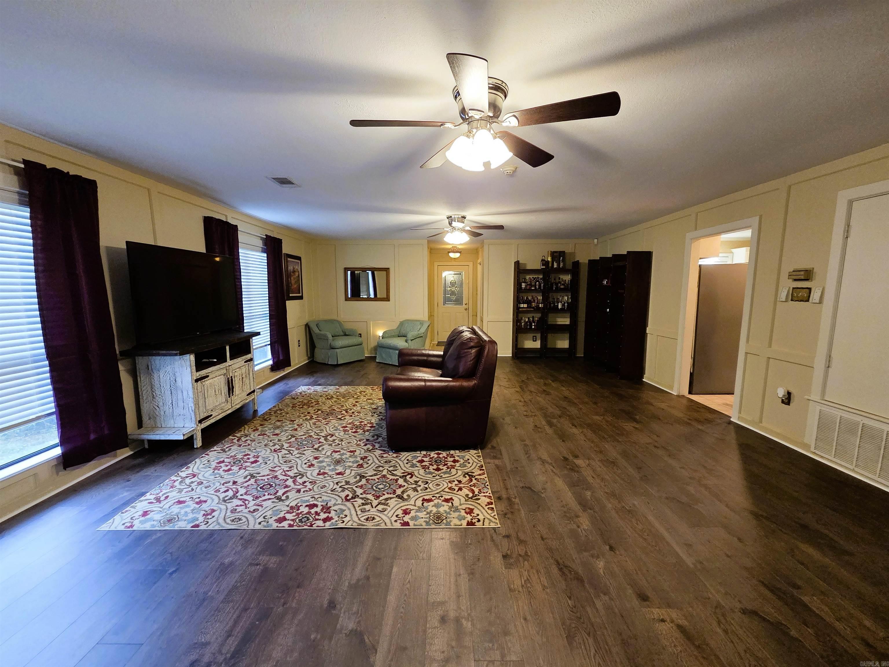 12 Elmwood Circle  Pine Bluff, AR