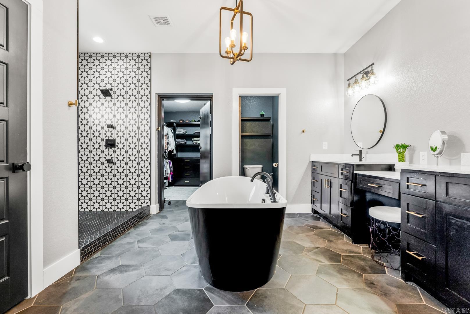 133 Plantation  Mayflower, AR