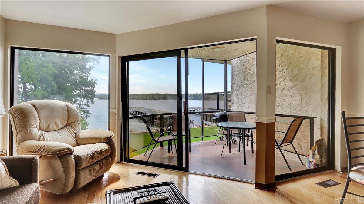 270 Lake Hamilton  Hot Springs, AR