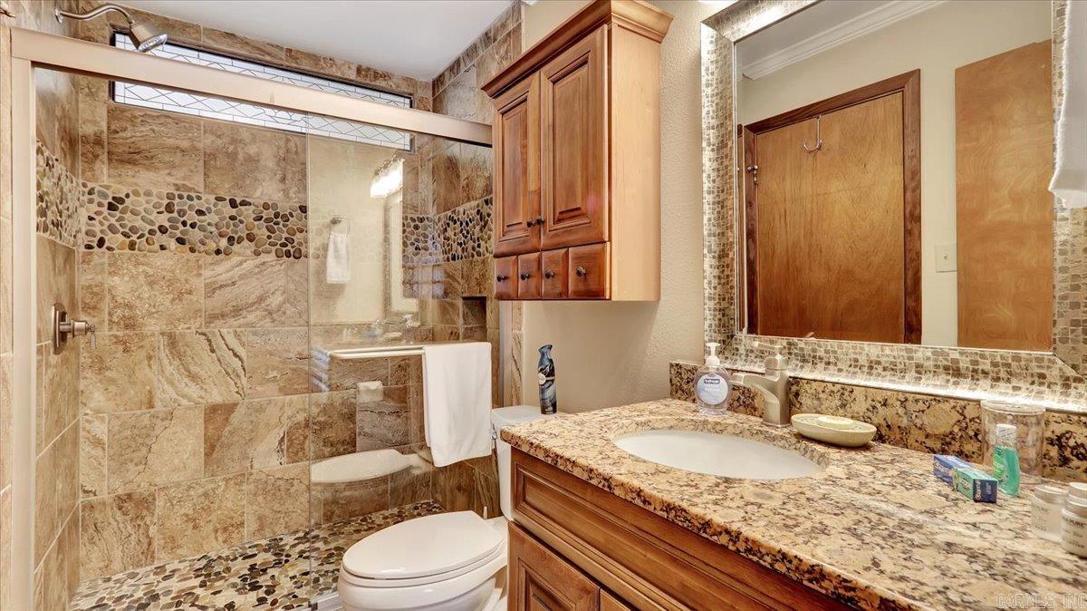 270 Lake Hamilton  Hot Springs, AR