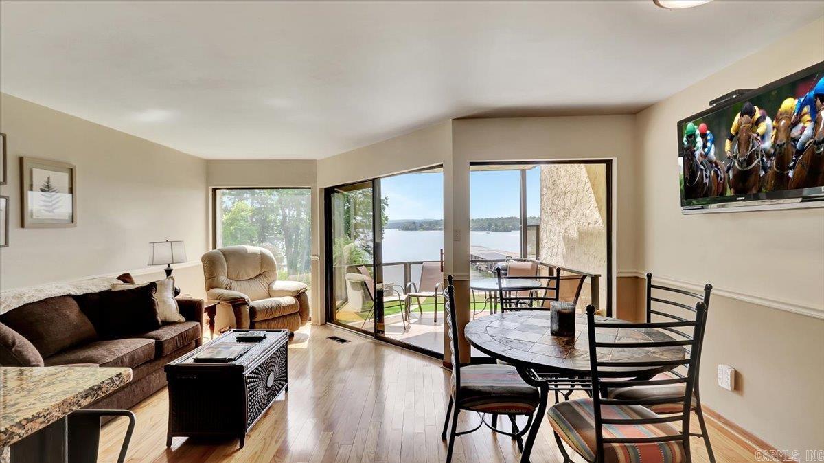 270 Lake Hamilton  Hot Springs, AR