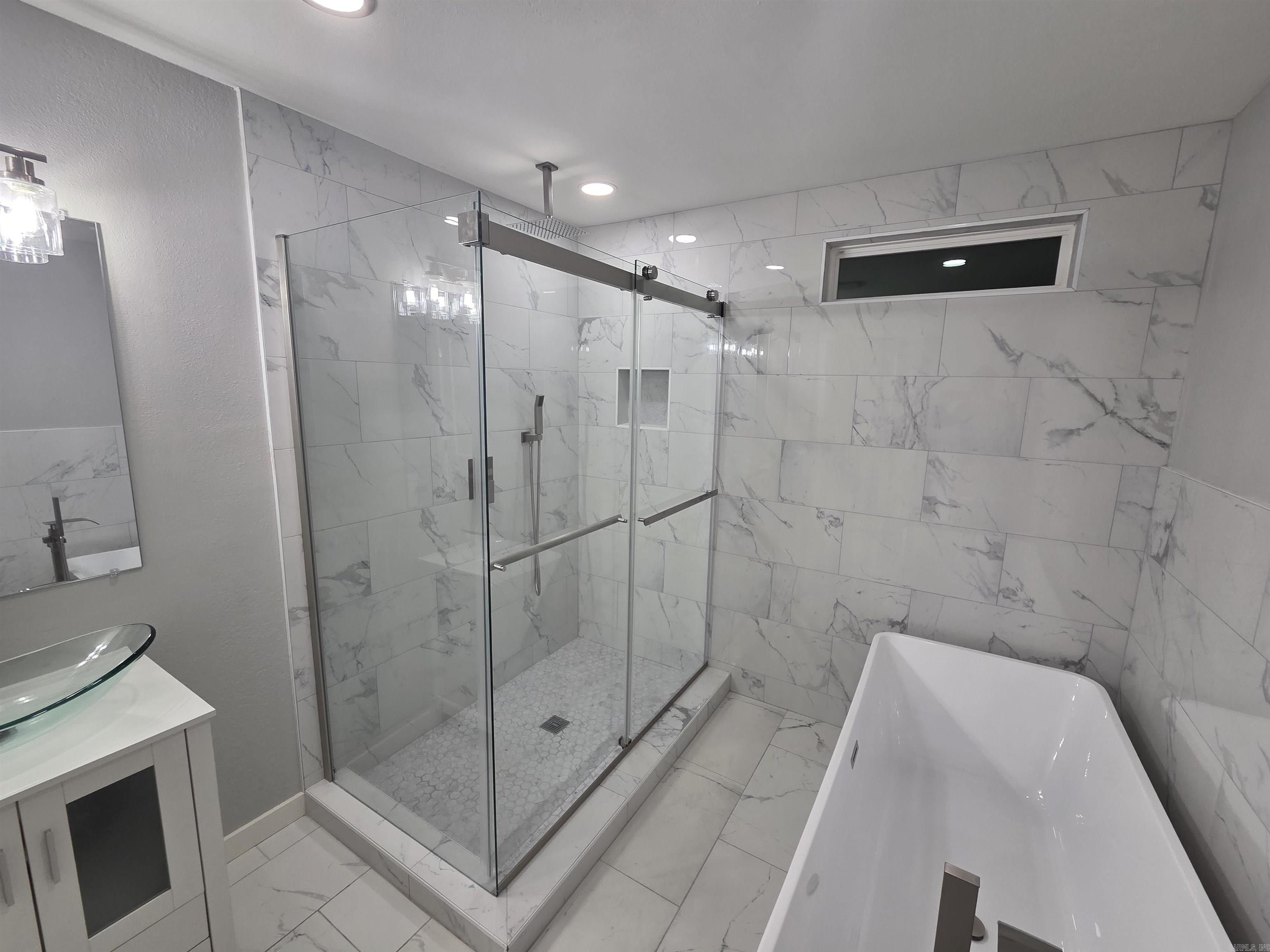 2411 S Schiller  Little Rock, AR