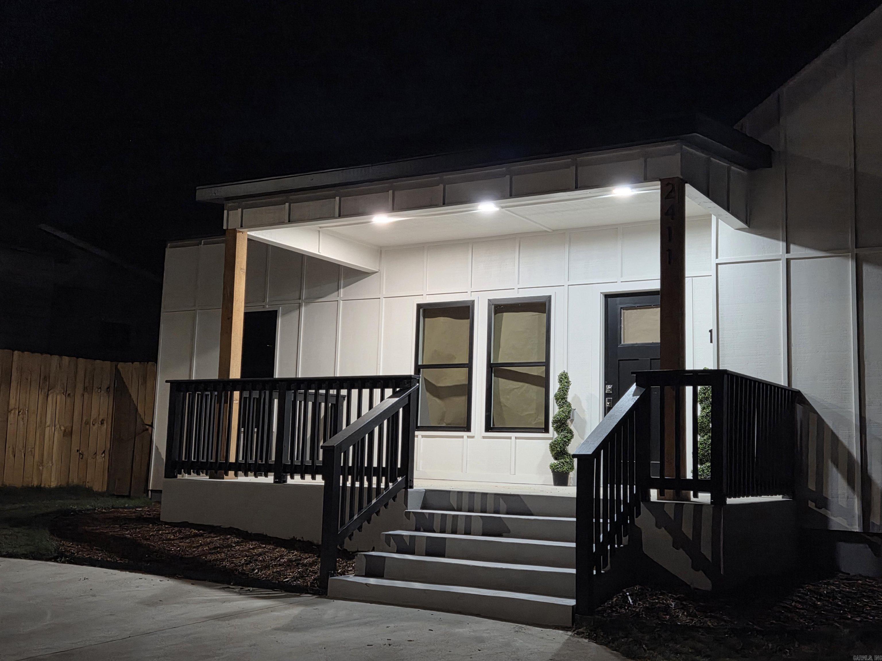 2411 S Schiller  Little Rock, AR