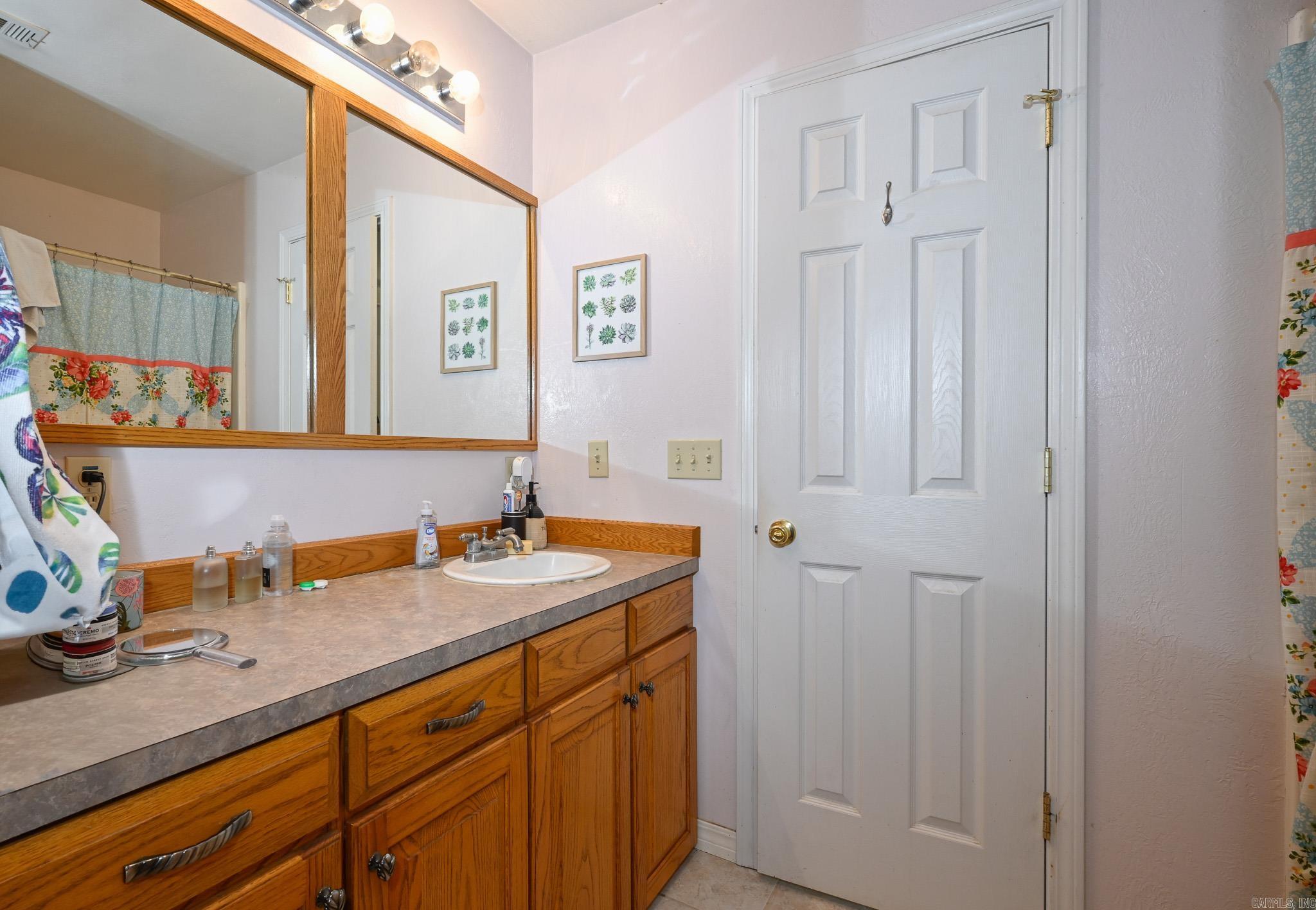 211 Simolin Lane  Mena, AR