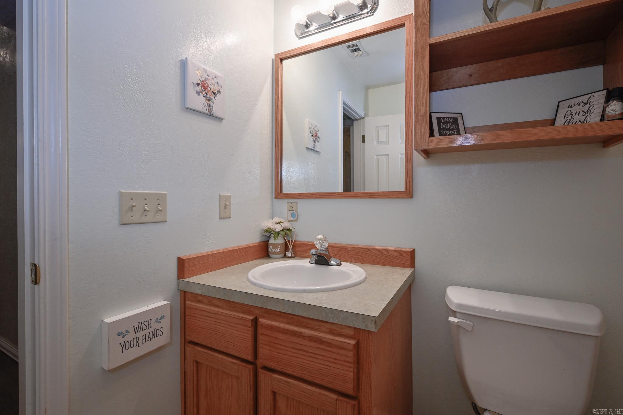 211 Simolin Lane  Mena, AR