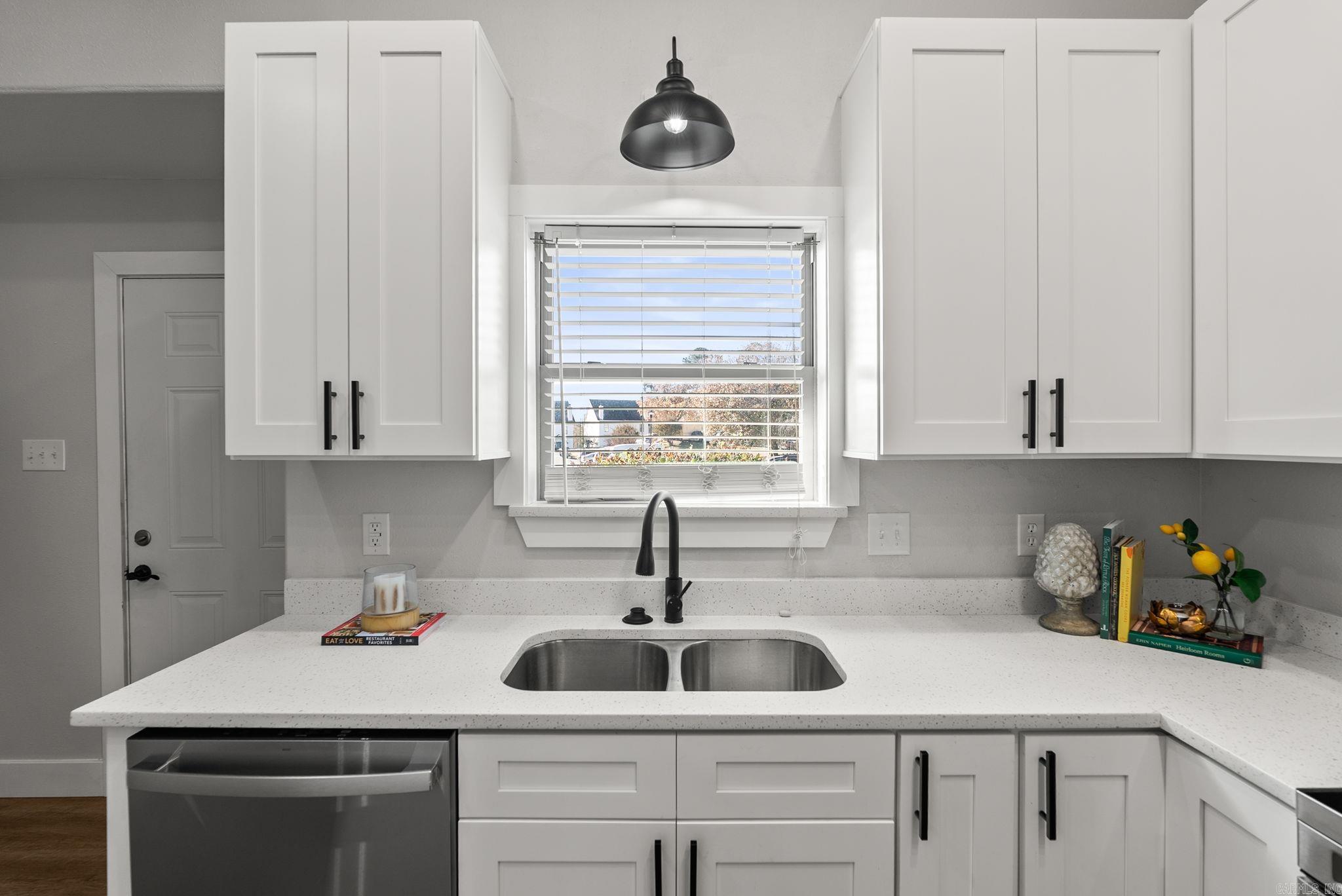 8 Edgehill  Maumelle, AR