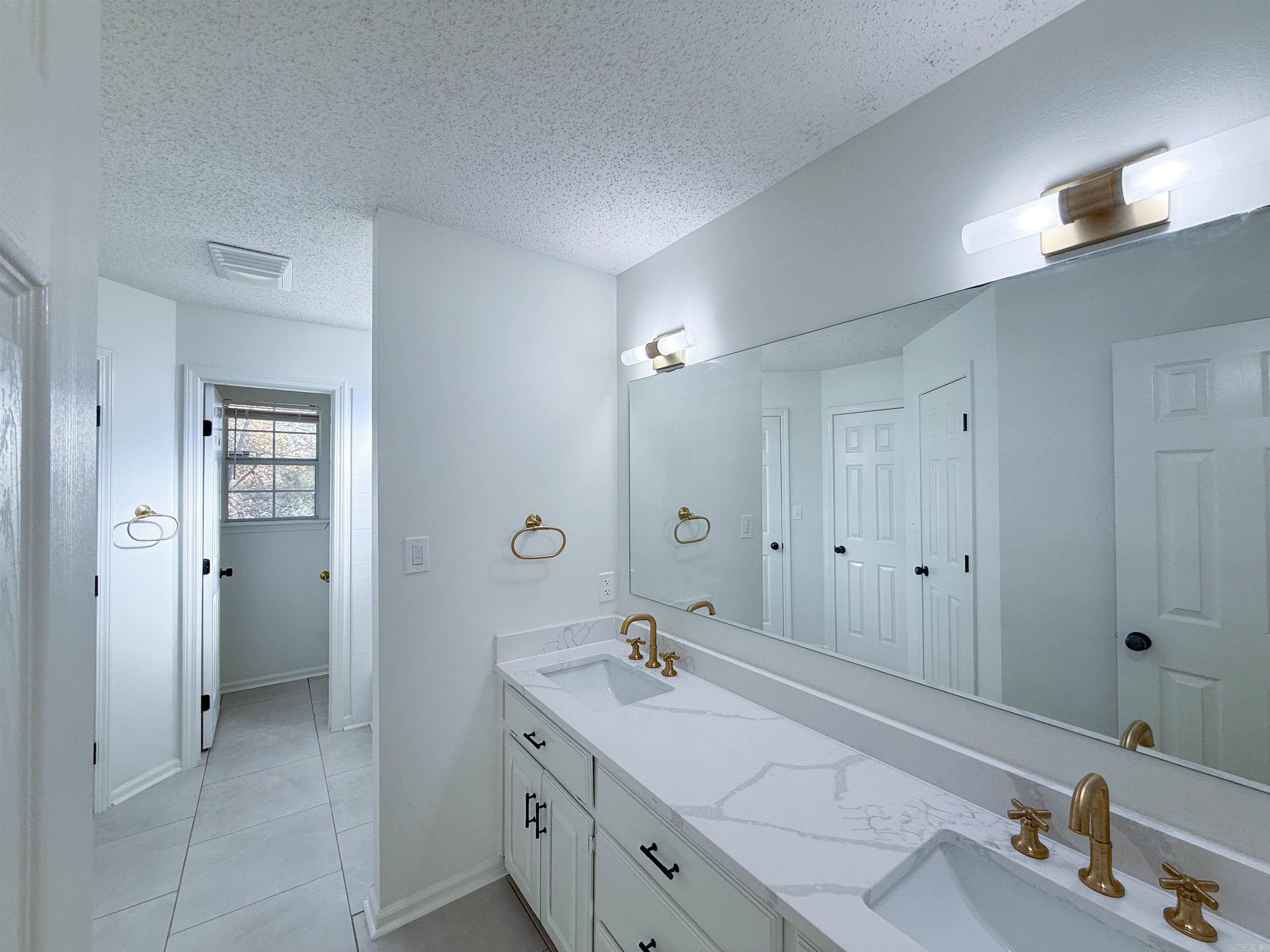 11706 Shady Creek Dr  Little Rock, AR