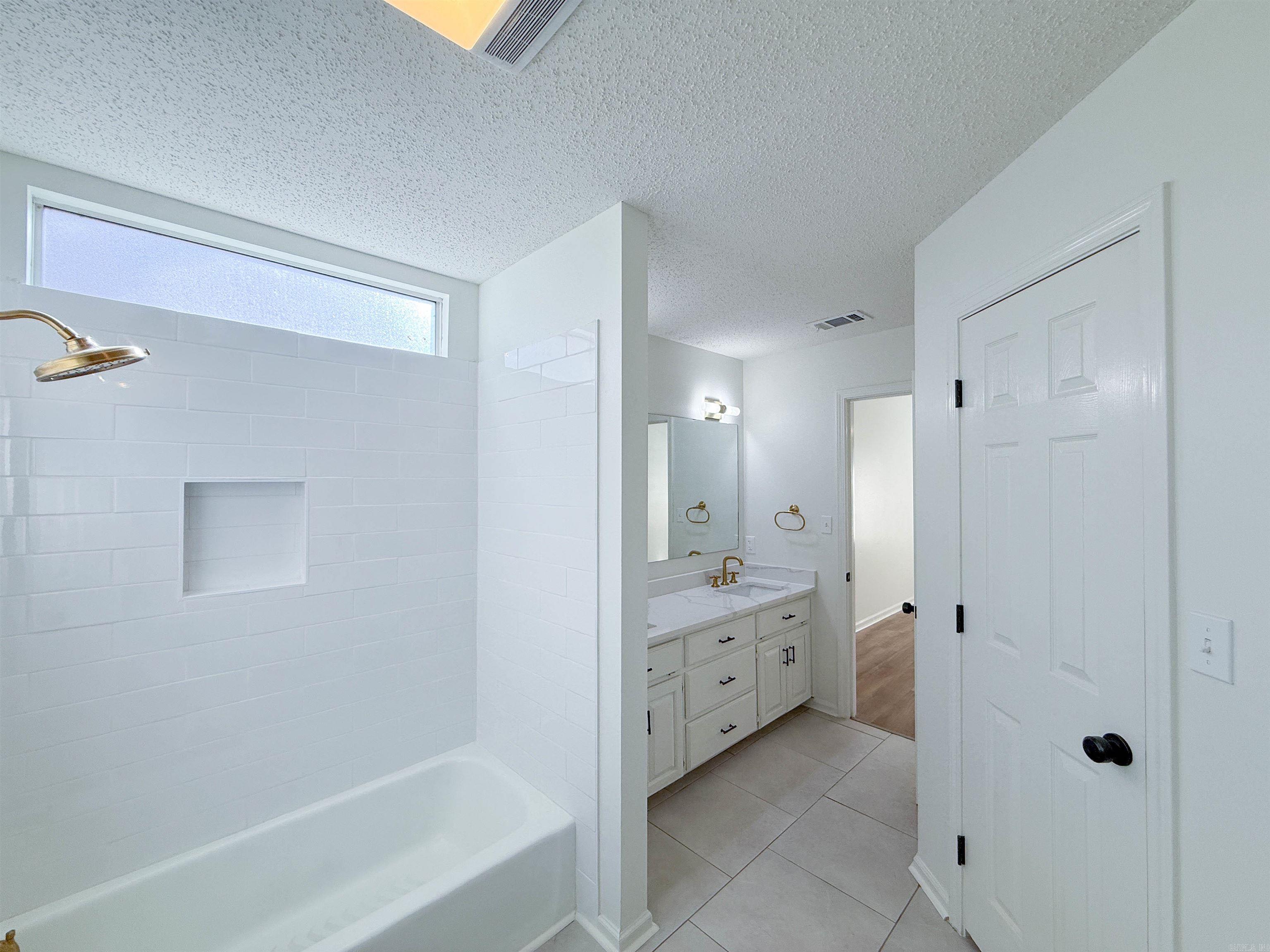 11706 Shady Creek Dr  Little Rock, AR