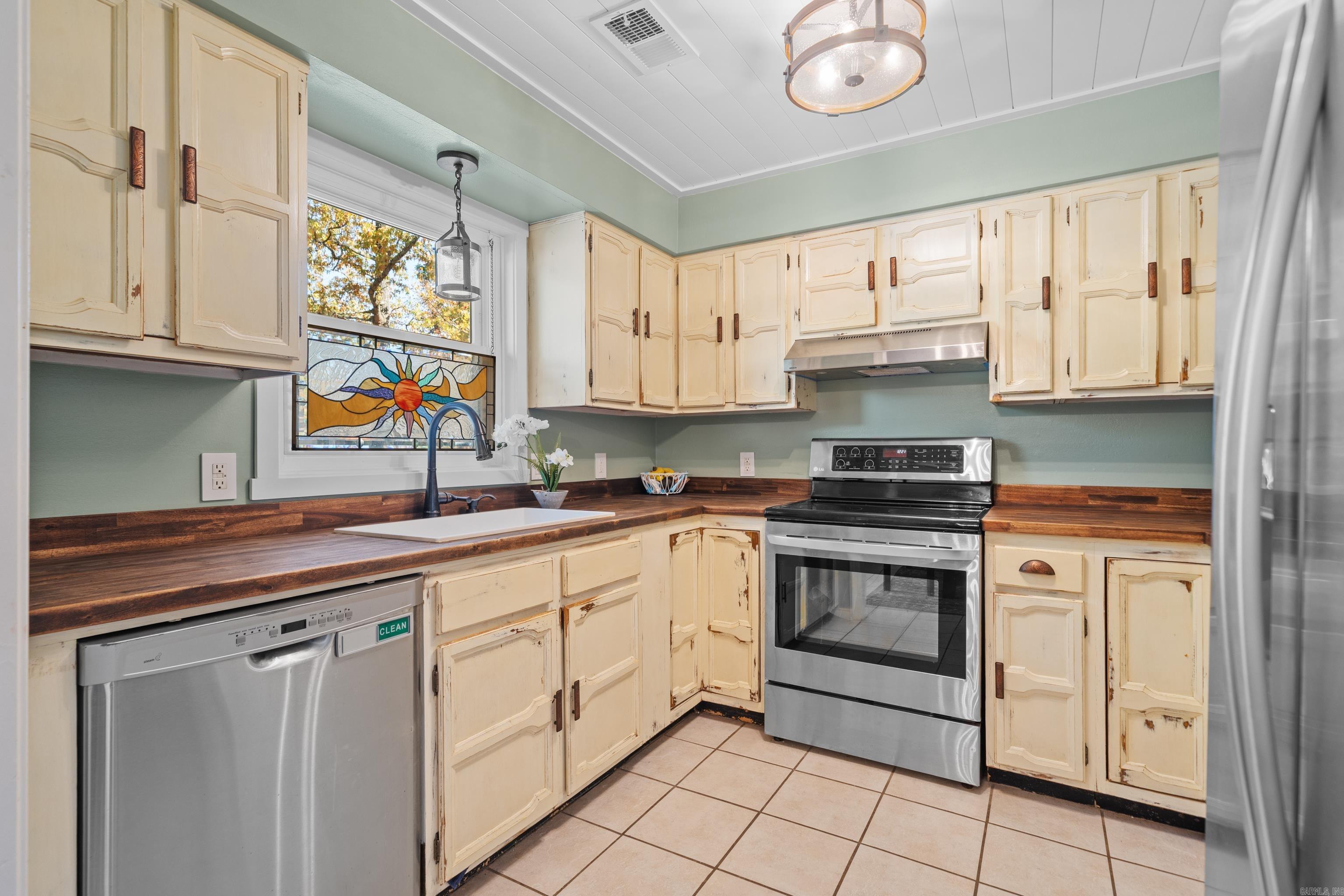 3 Daganza  Hot Springs, AR