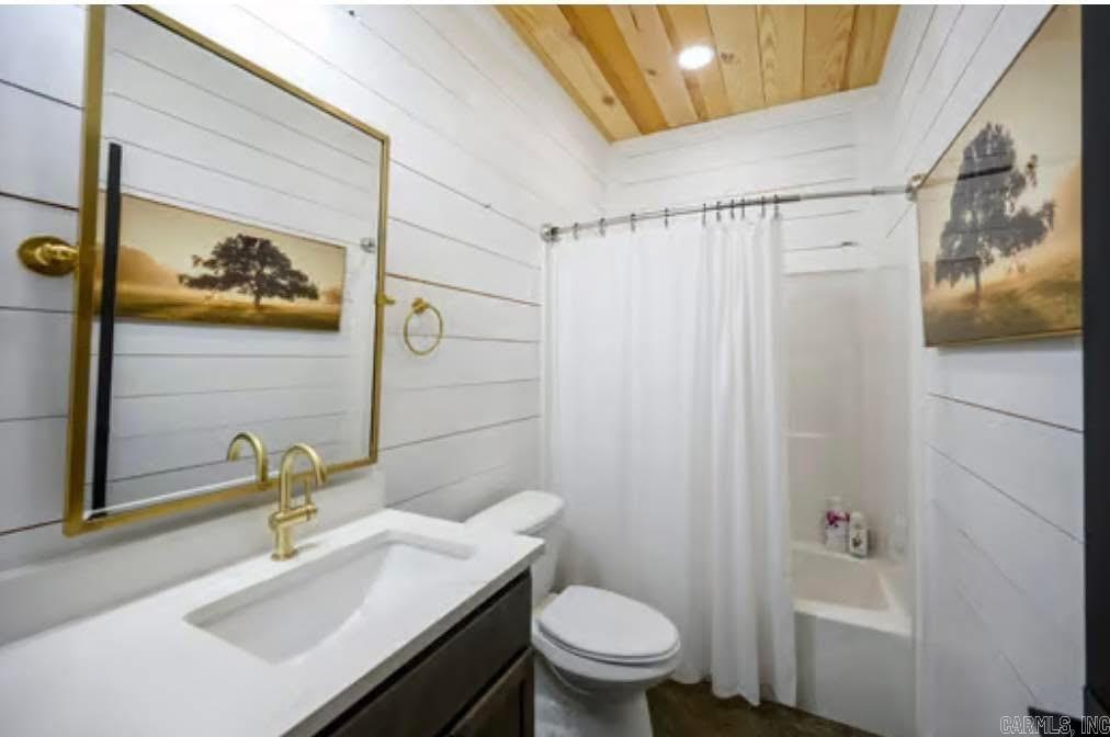 104 Staggs  Nashville, AR