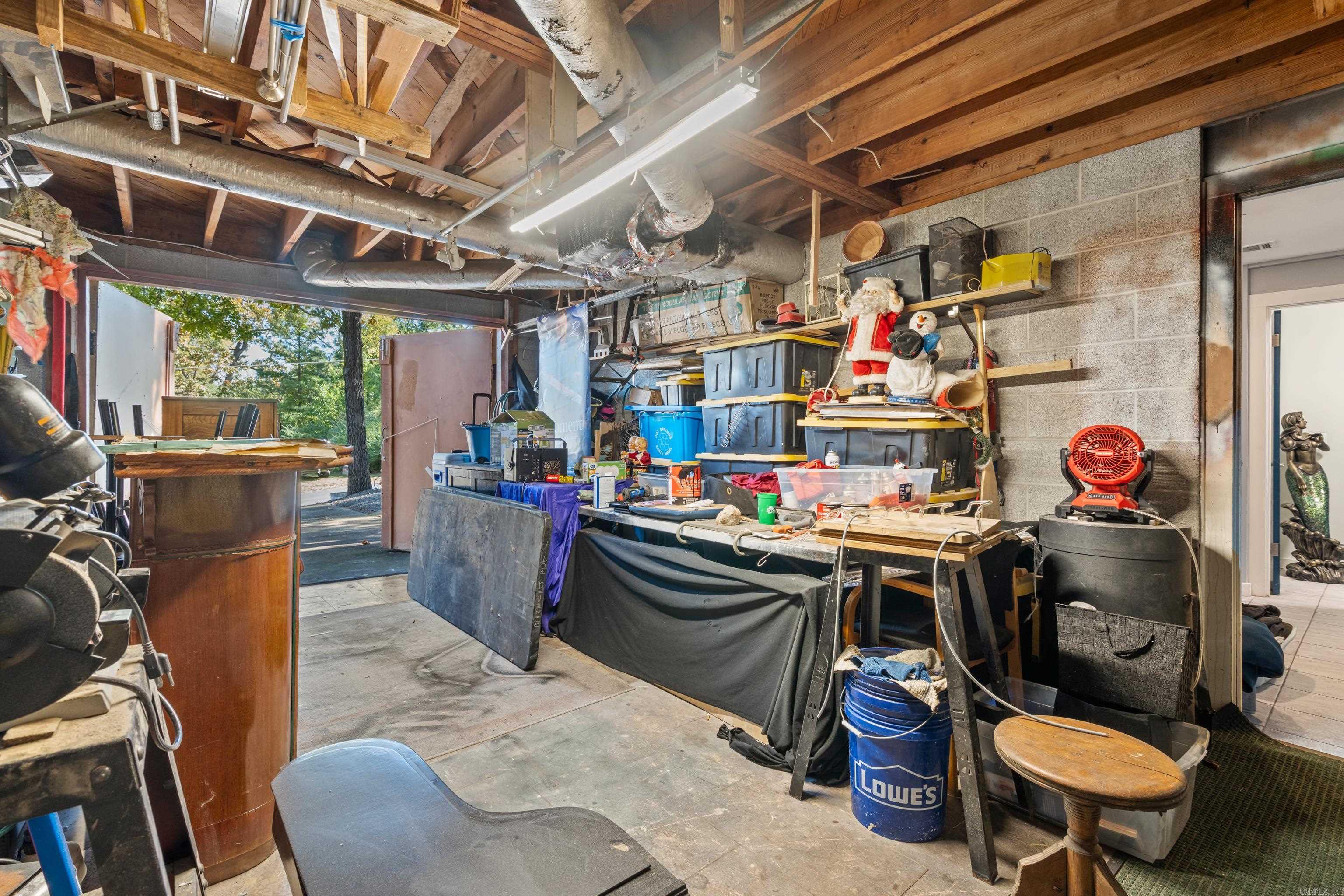 108 ROBINHOOD  Hot Springs, AR