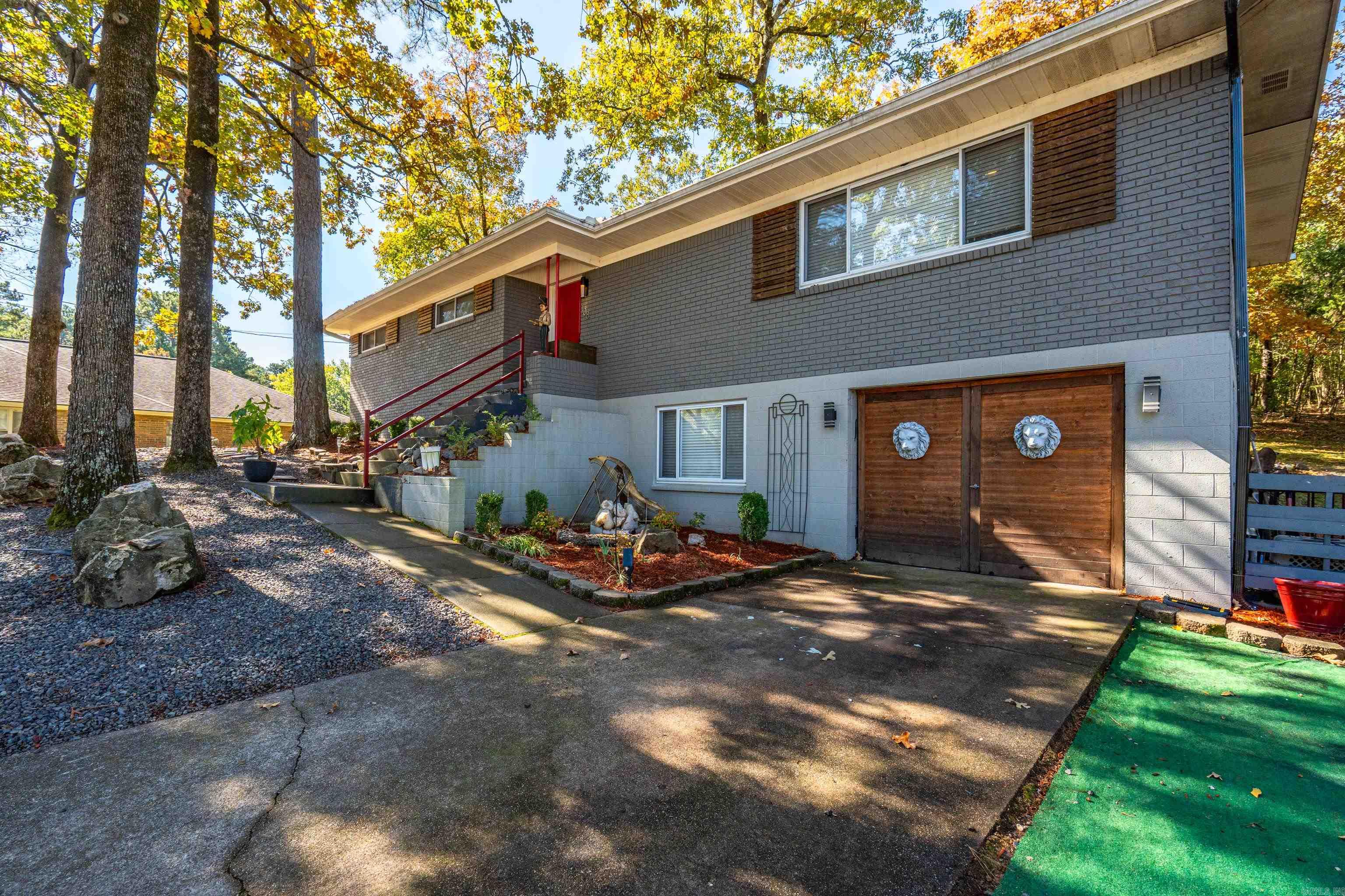 108 ROBINHOOD  Hot Springs, AR