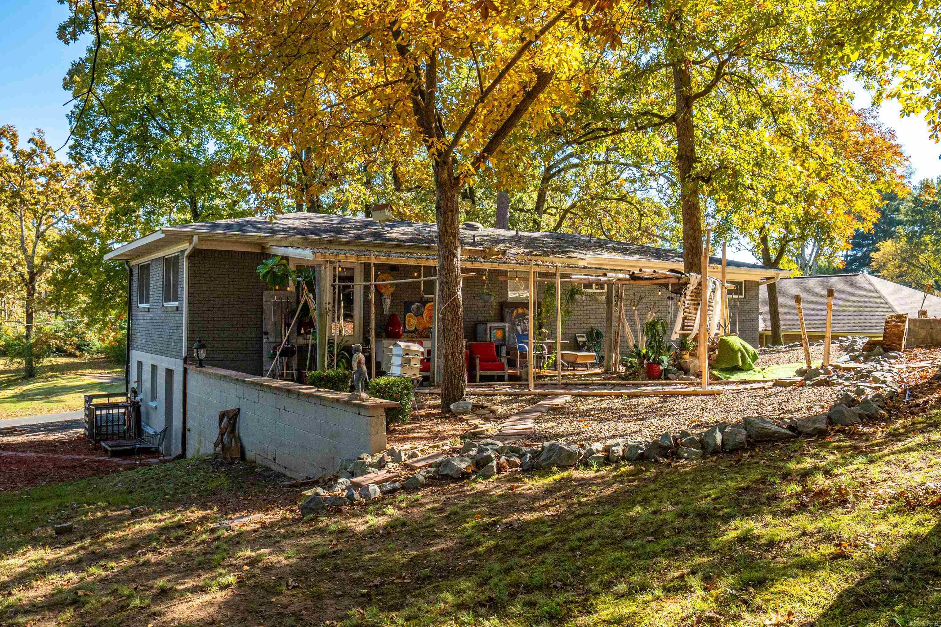 108 ROBINHOOD  Hot Springs, AR